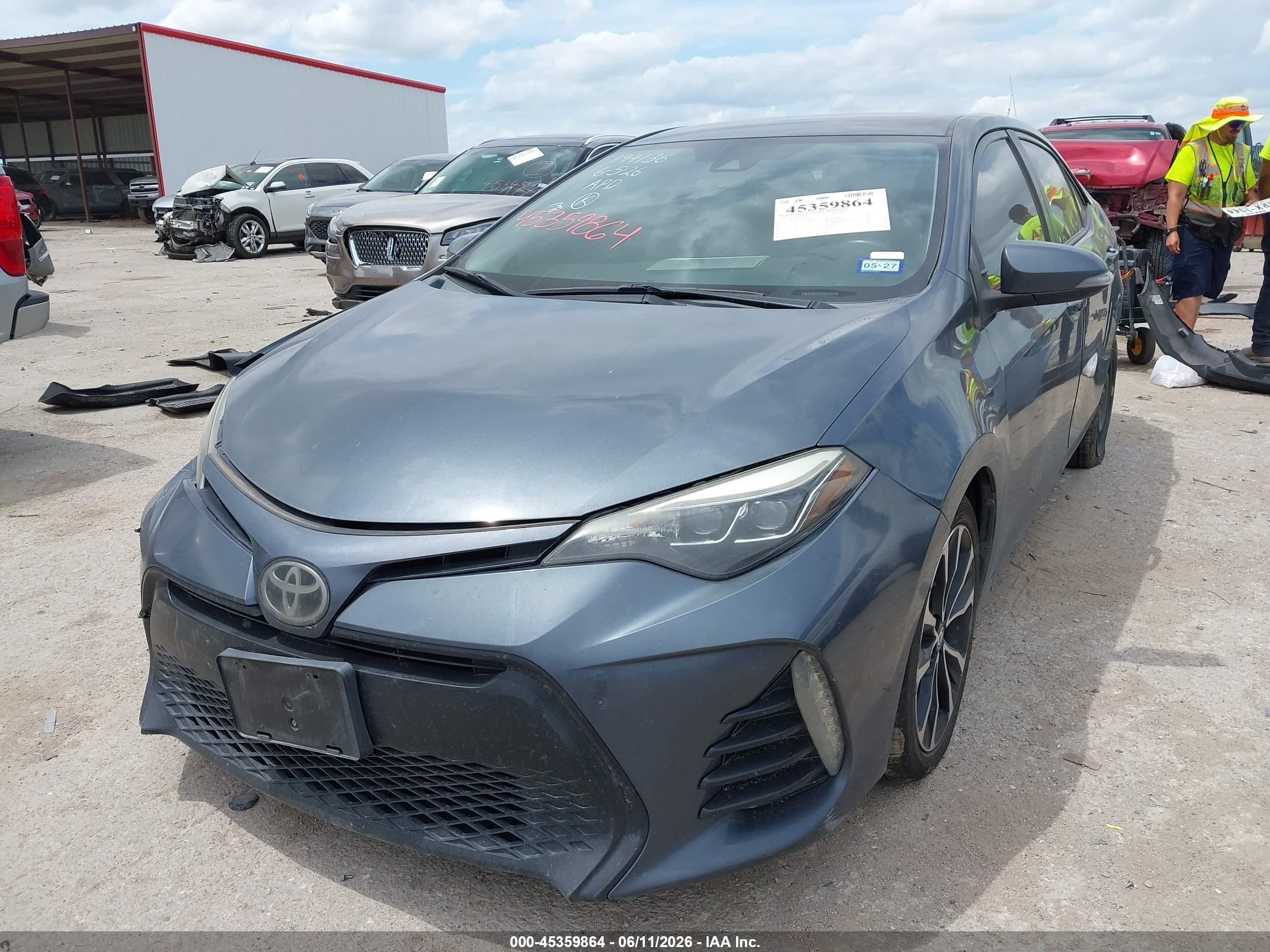 TOYOTA COROLLA image 2