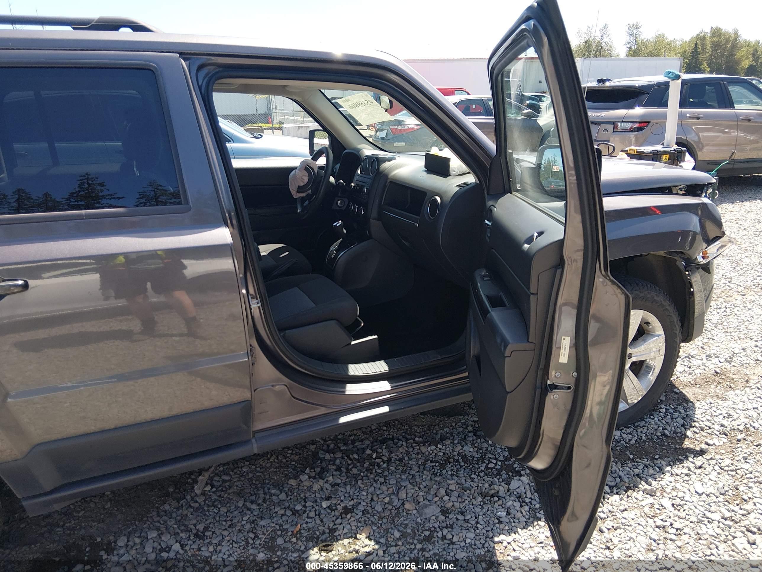 JEEP PATRIOT image 5
