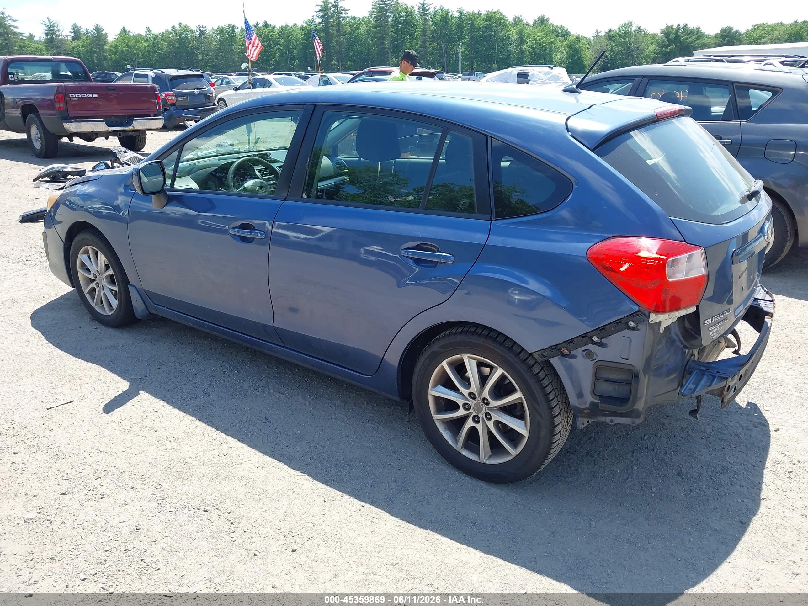 SUBARU IMPREZA image 3