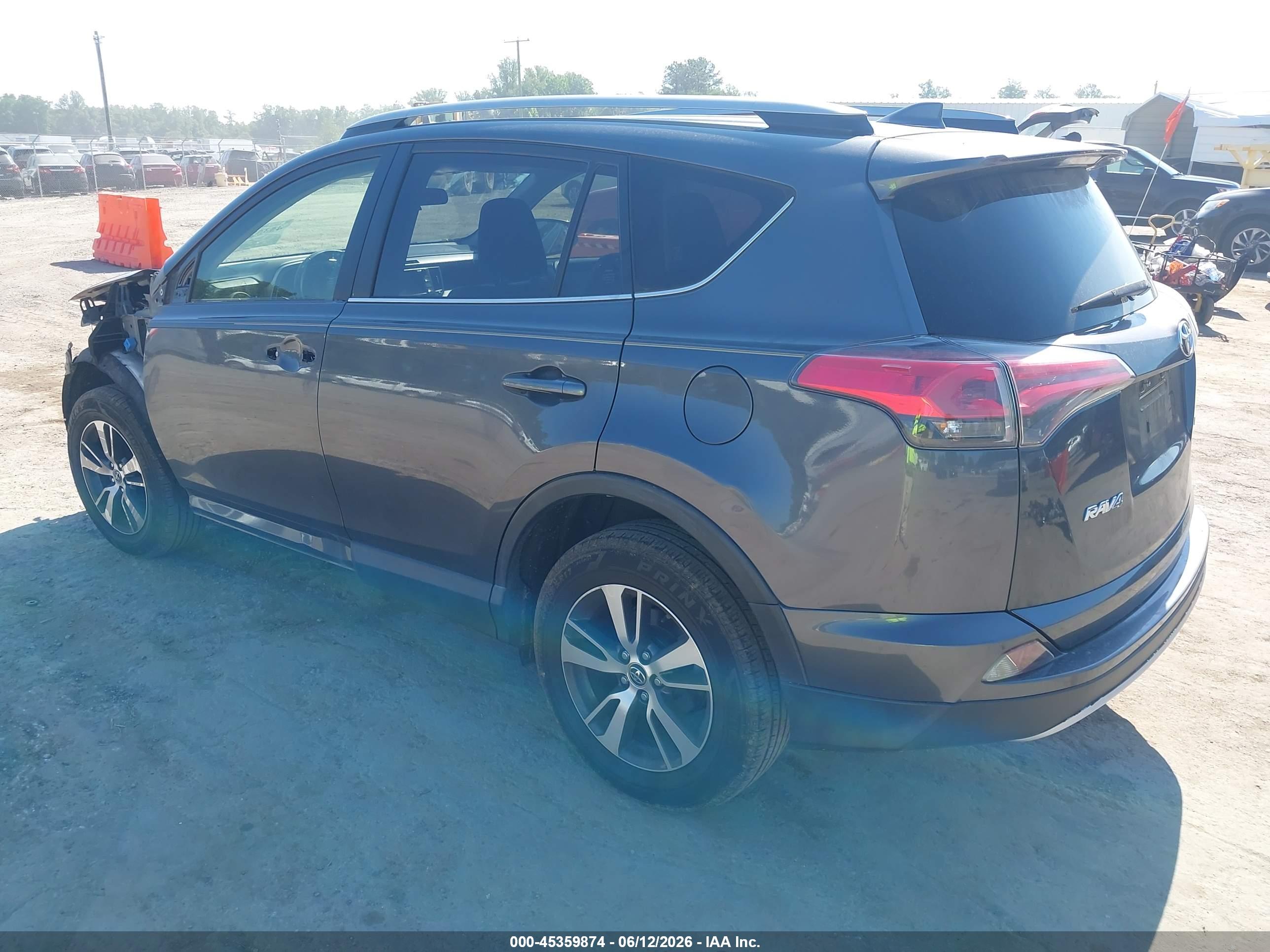 TOYOTA RAV4 image 3