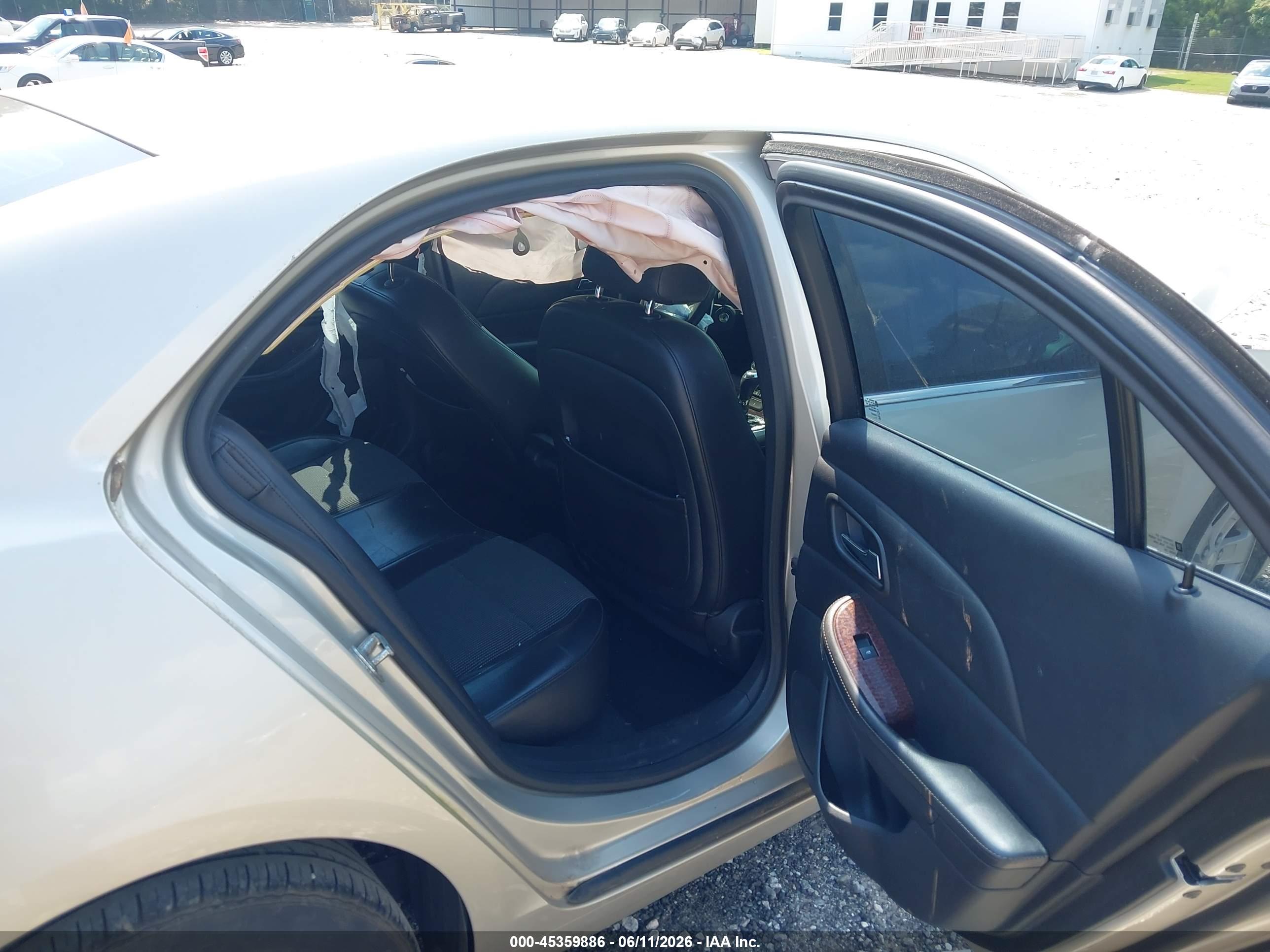 CHEVROLET MALIBU image 8