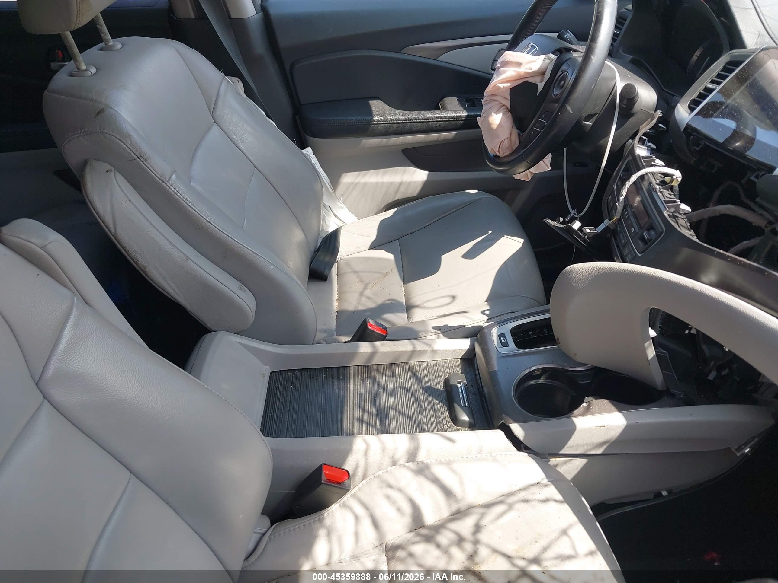 HONDA PILOT image 5
