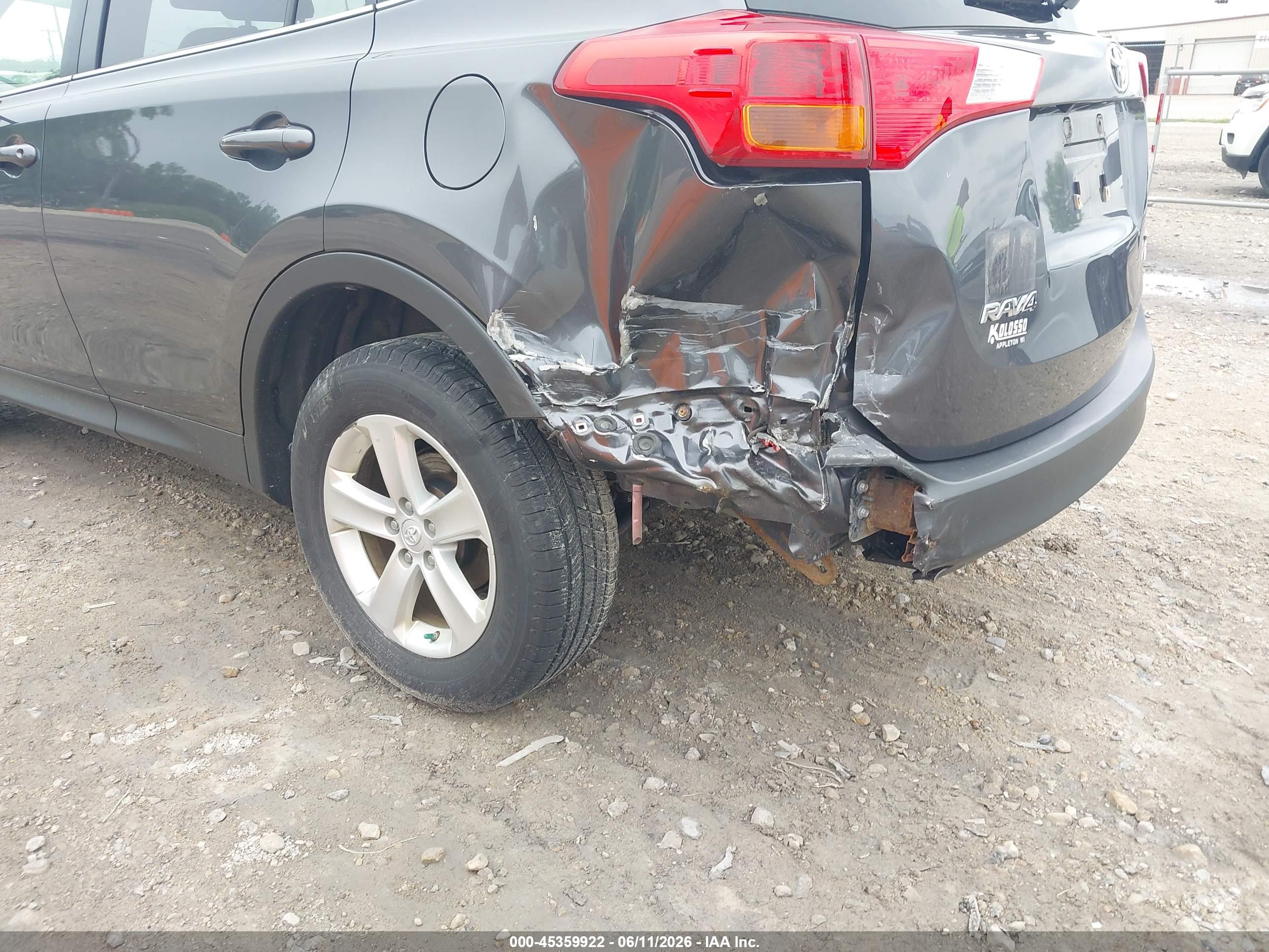 TOYOTA RAV4 image 6