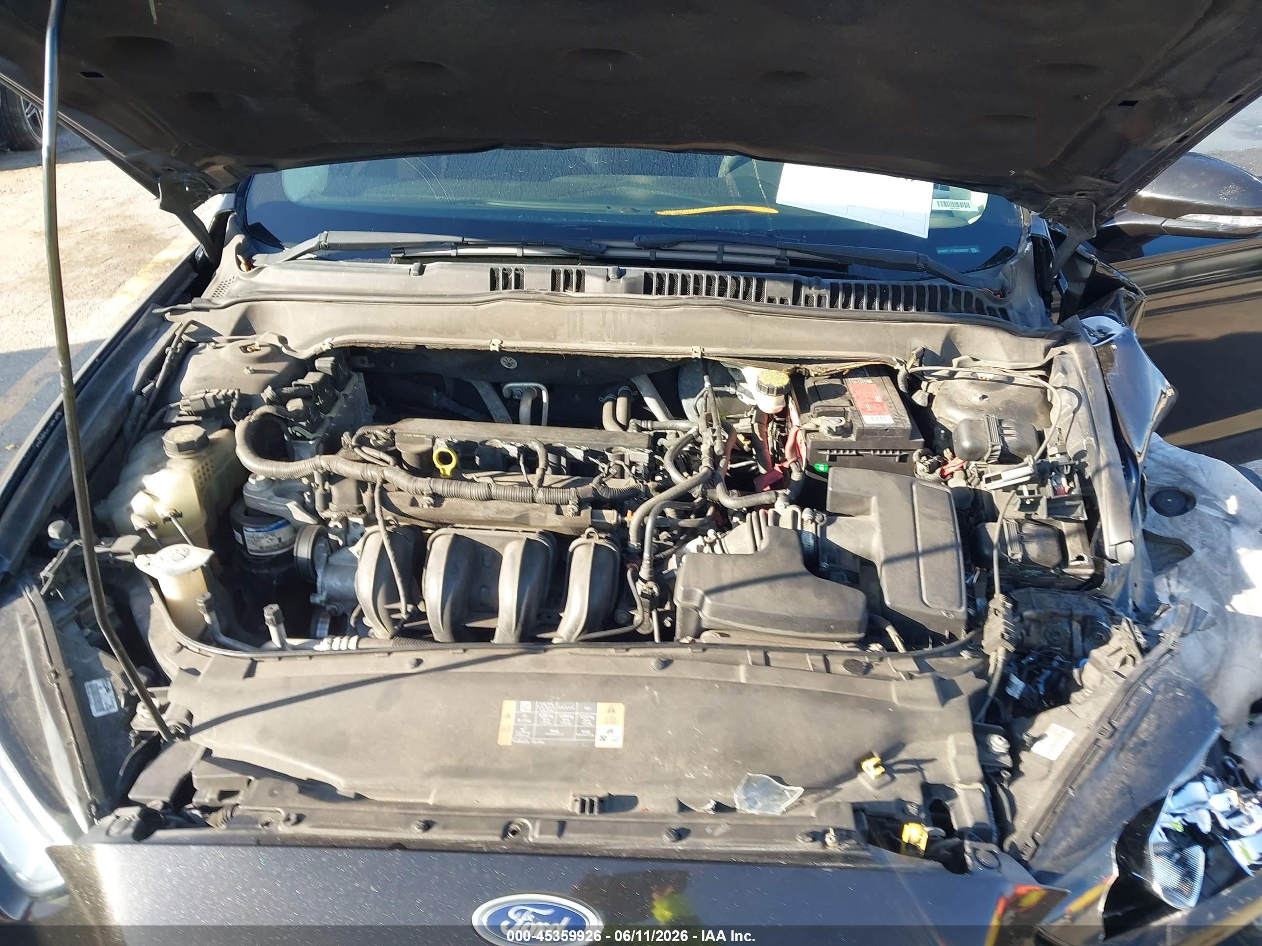 FORD FUSION image 10