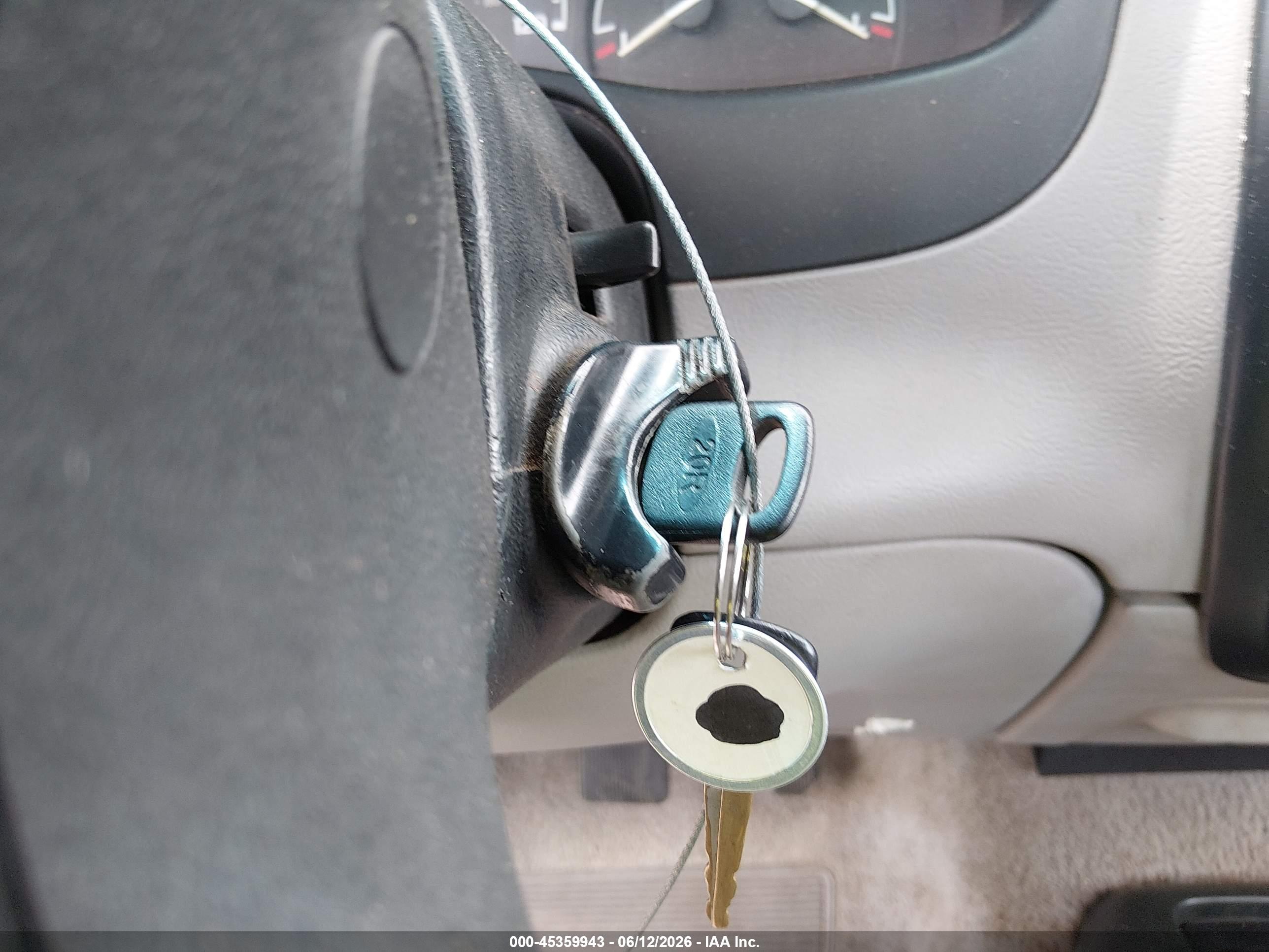 FORD RANGER image 11