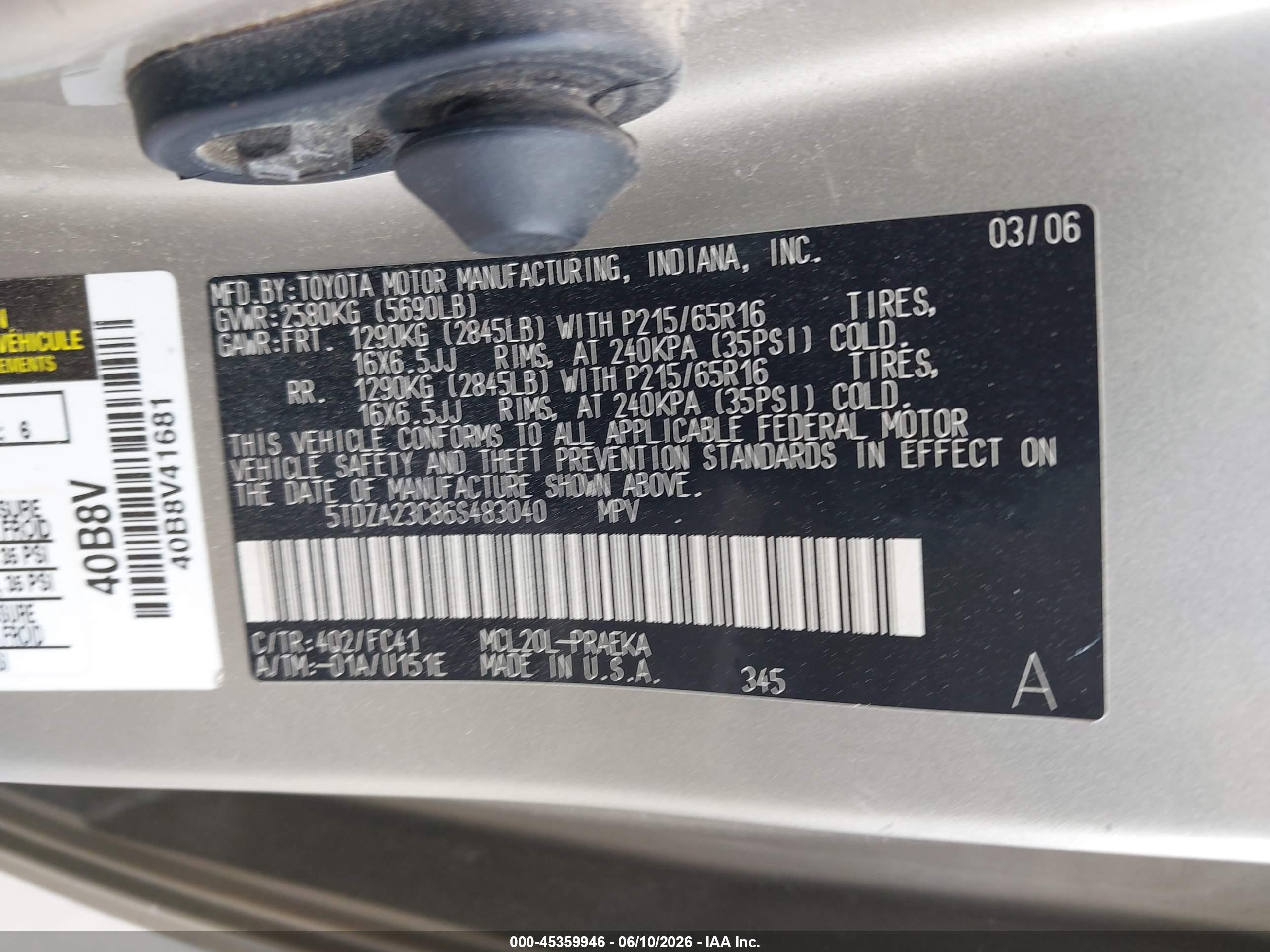 TOYOTA SIENNA image 9