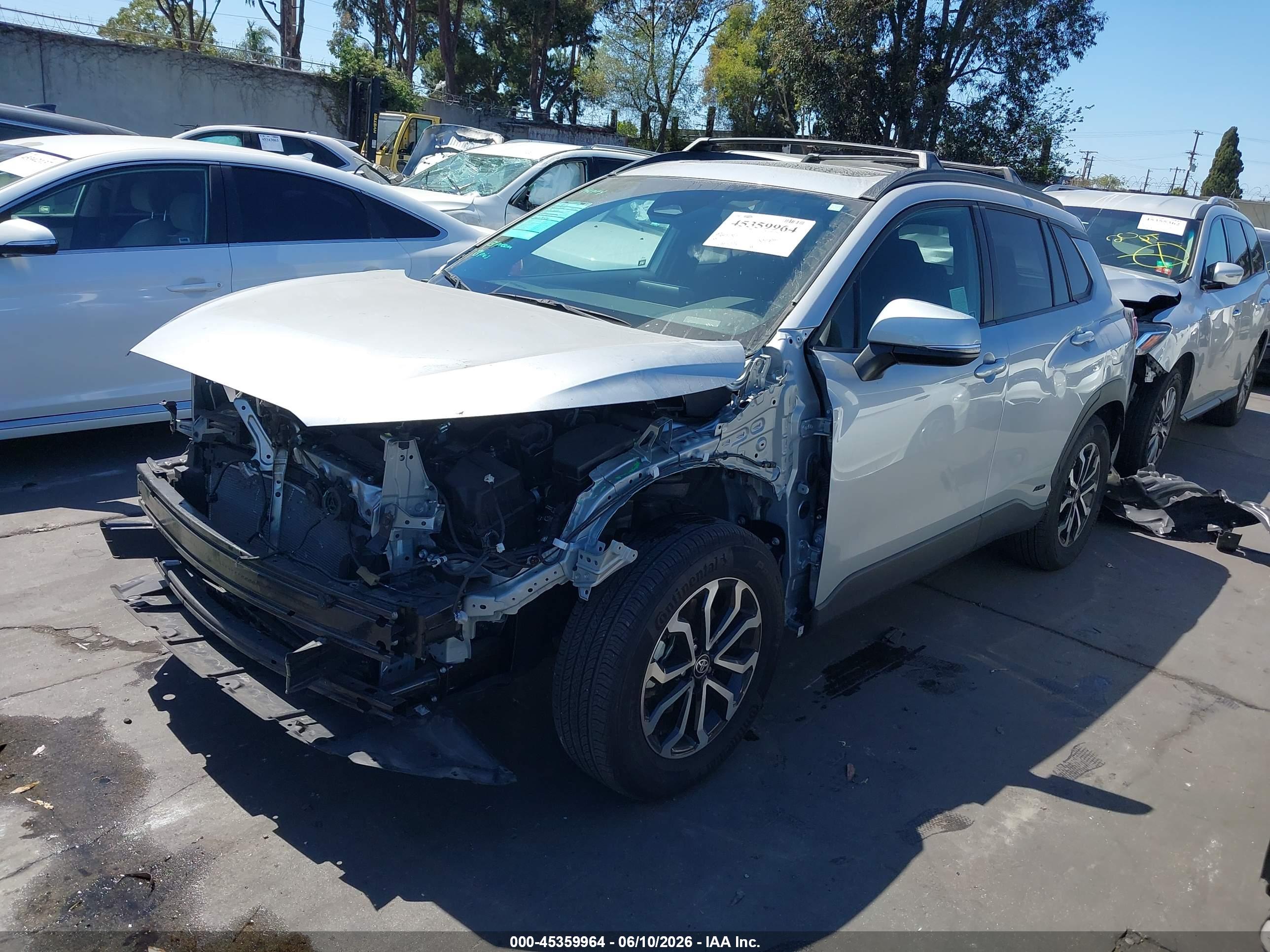 TOYOTA COROLLA image 2