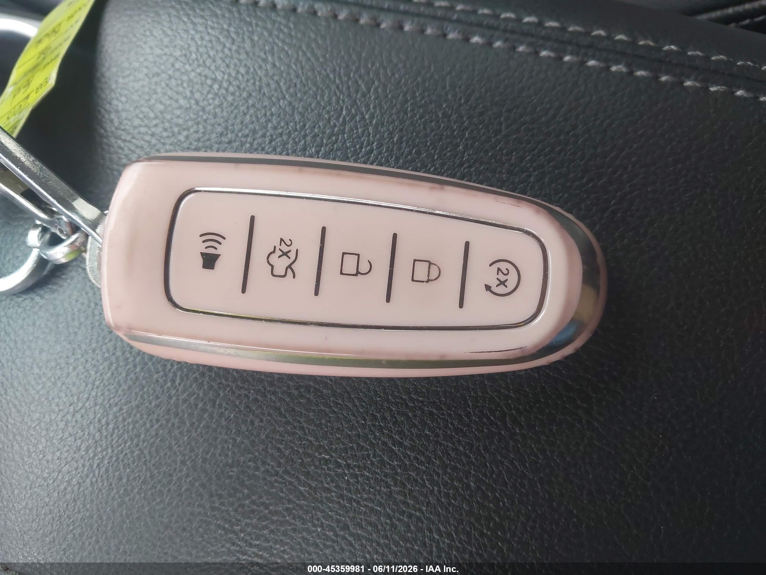FORD ESCAPE image 11
