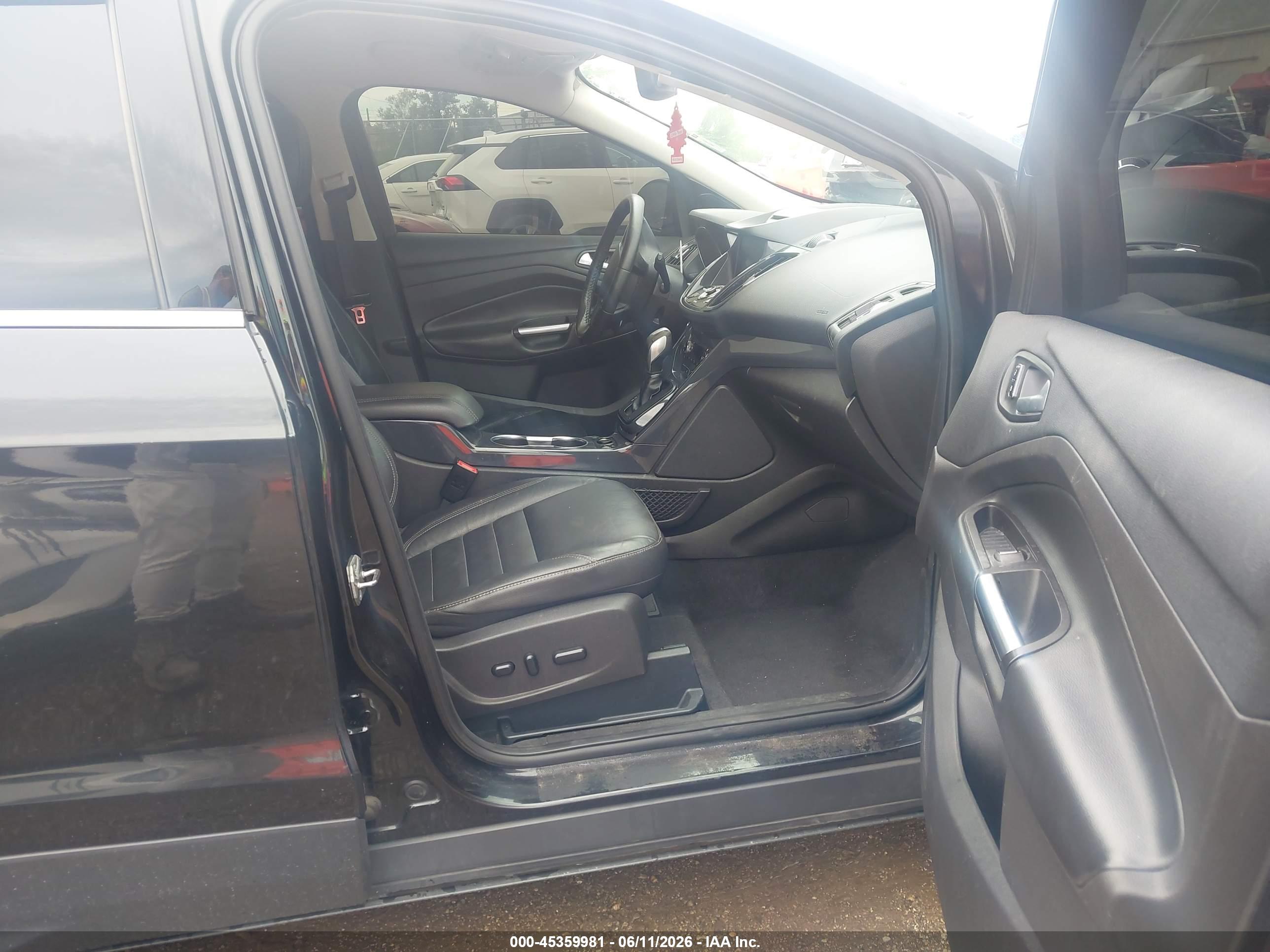 FORD ESCAPE image 5