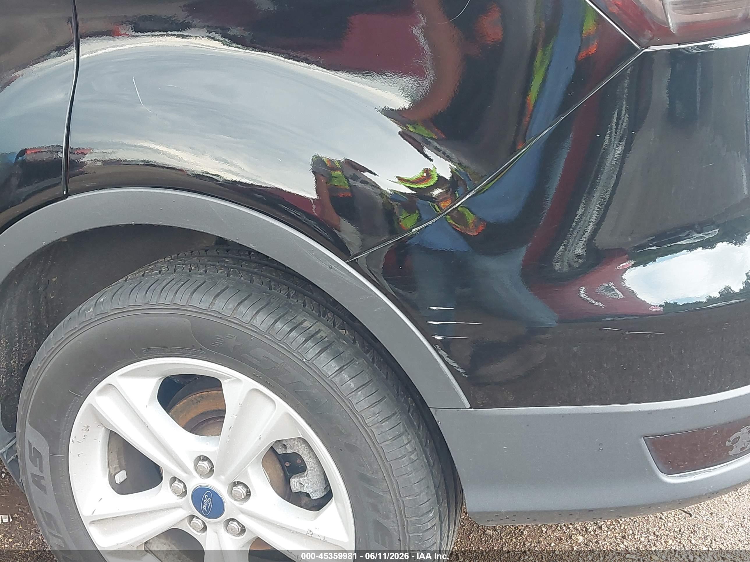 FORD ESCAPE image 6