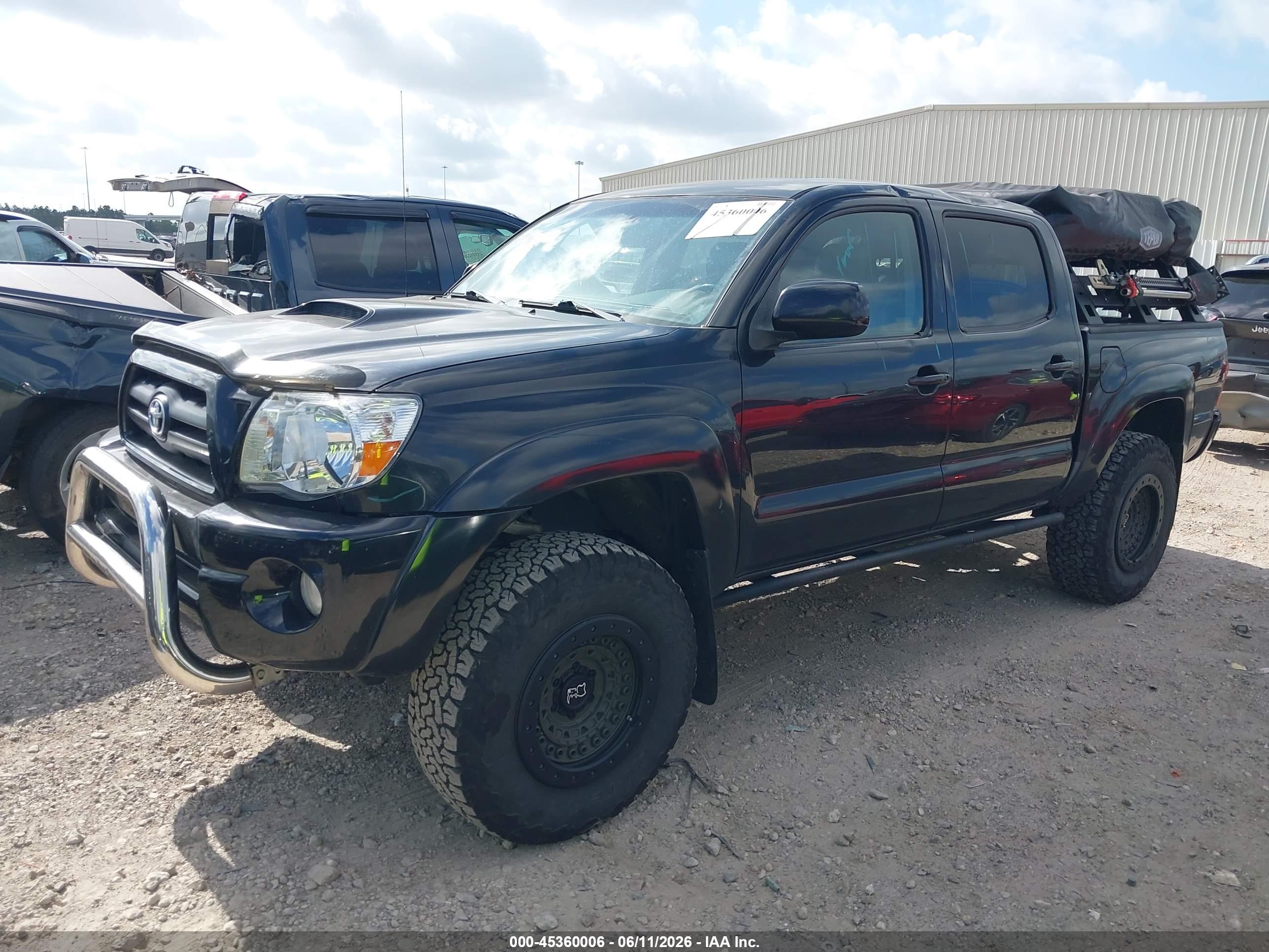 TOYOTA TACOMA image 2