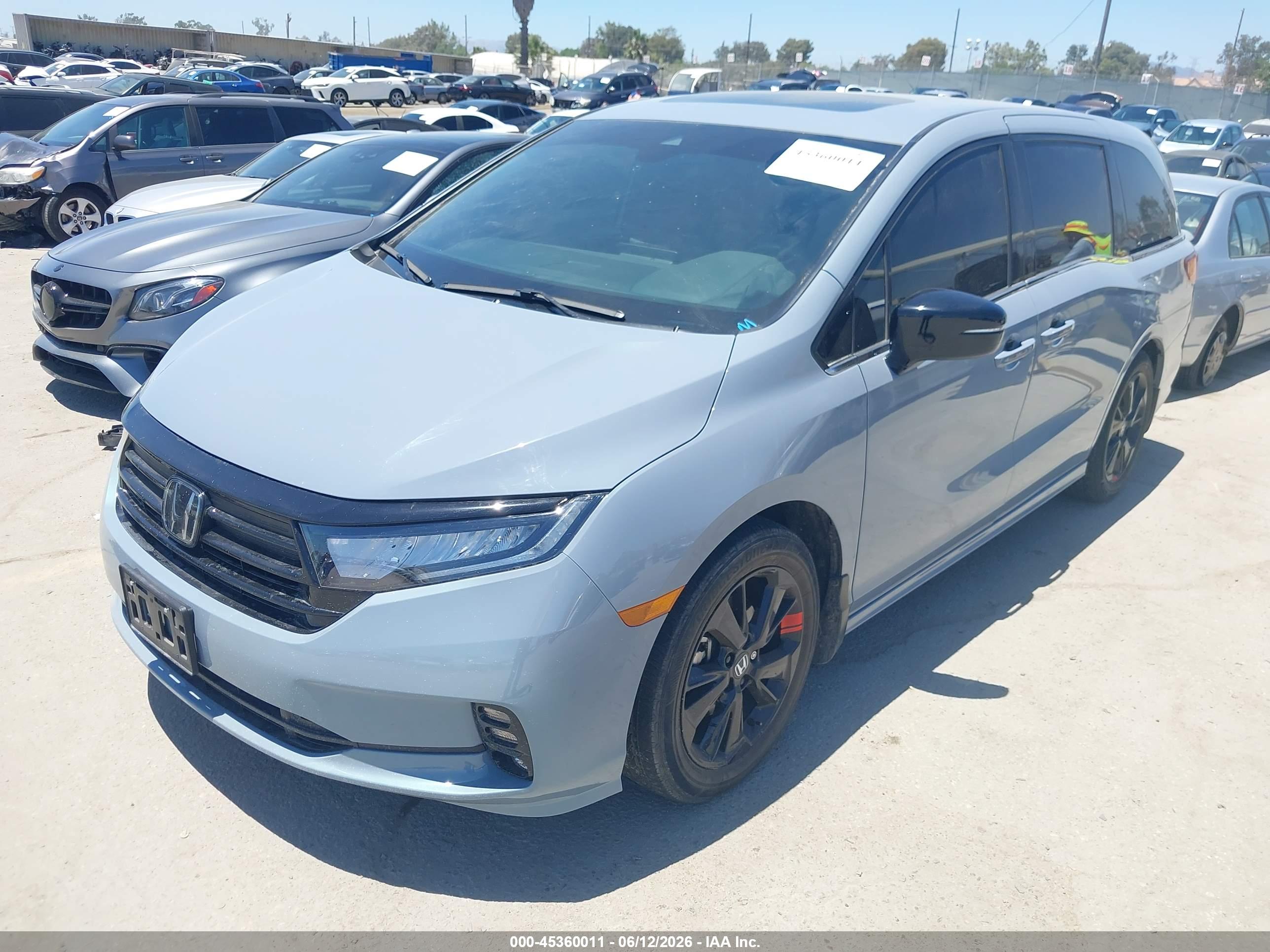 HONDA ODYSSEY image 2