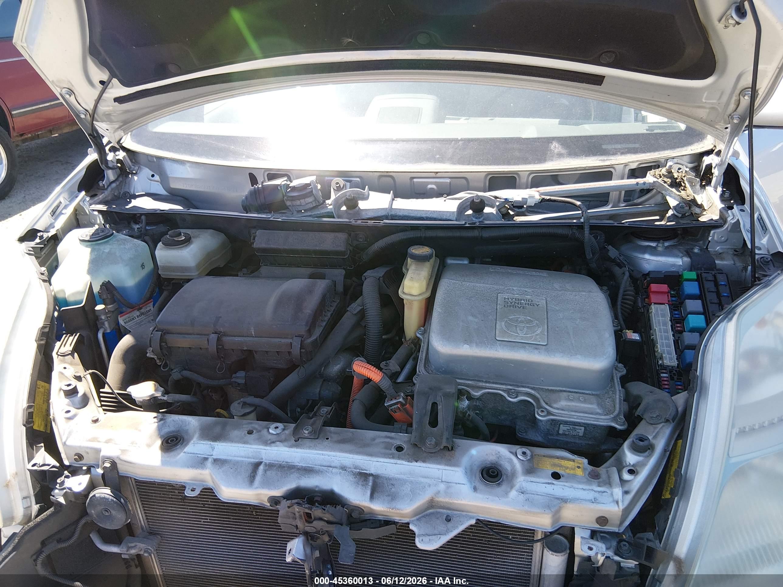TOYOTA PRIUS image 10