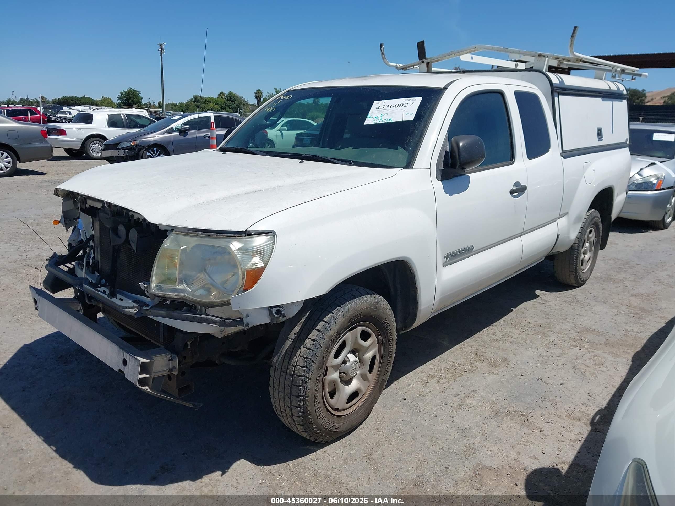 TOYOTA TACOMA image 2