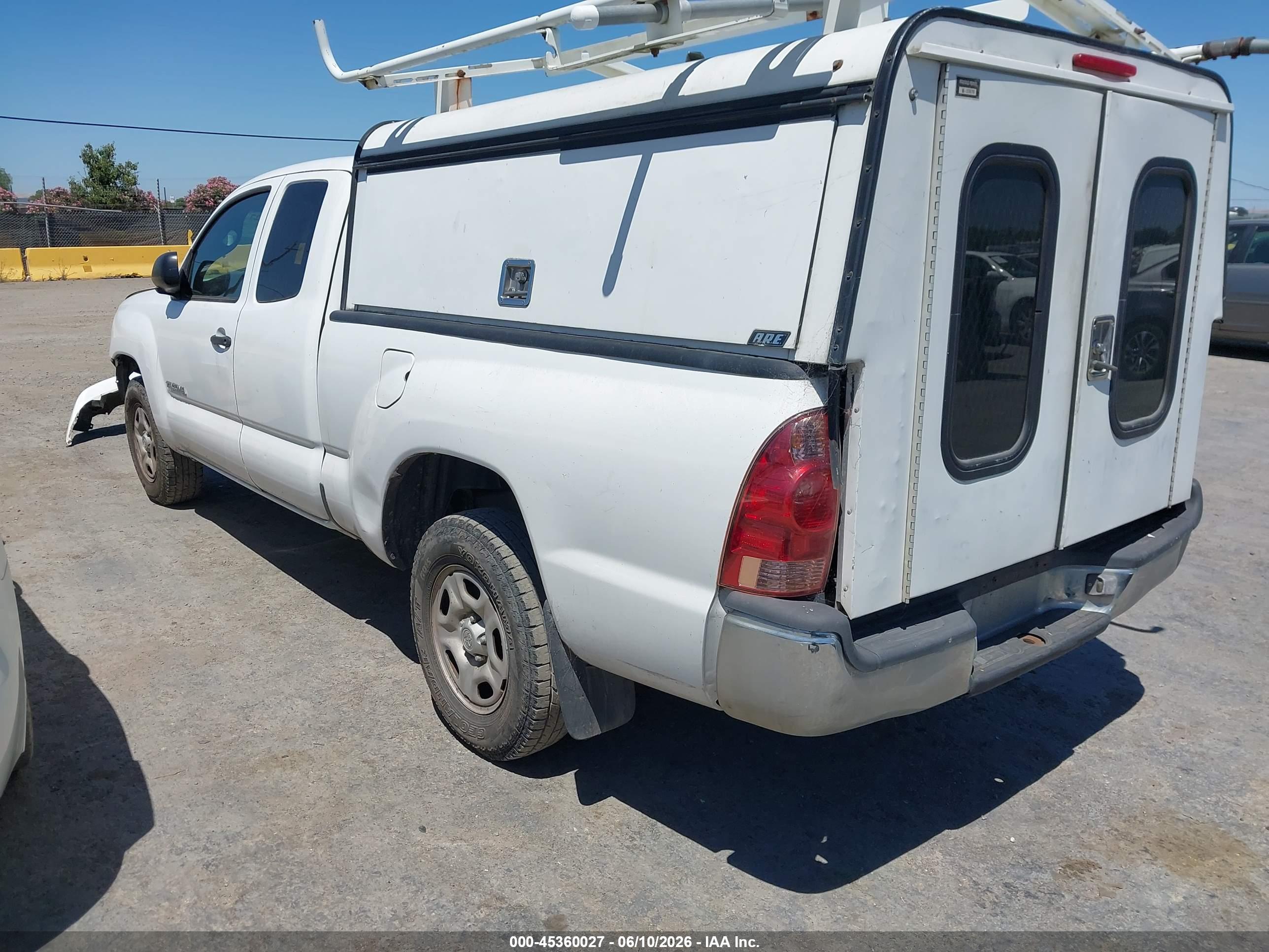 TOYOTA TACOMA image 3