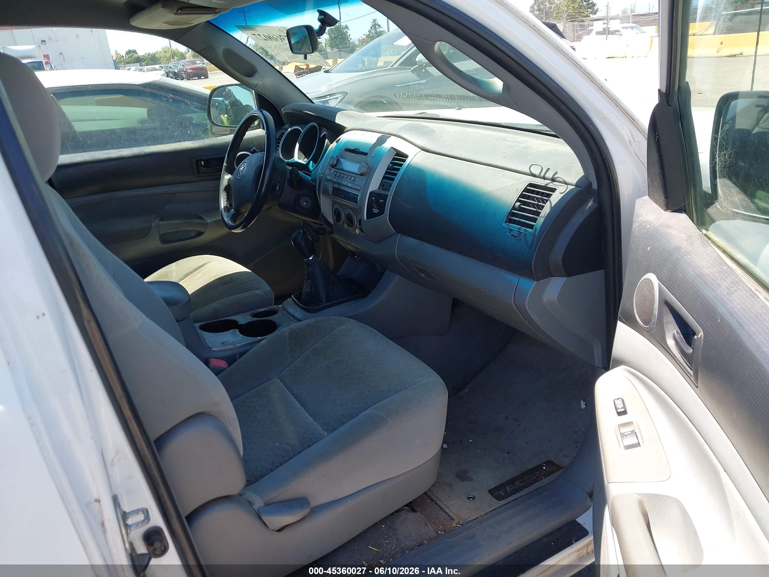 TOYOTA TACOMA image 5