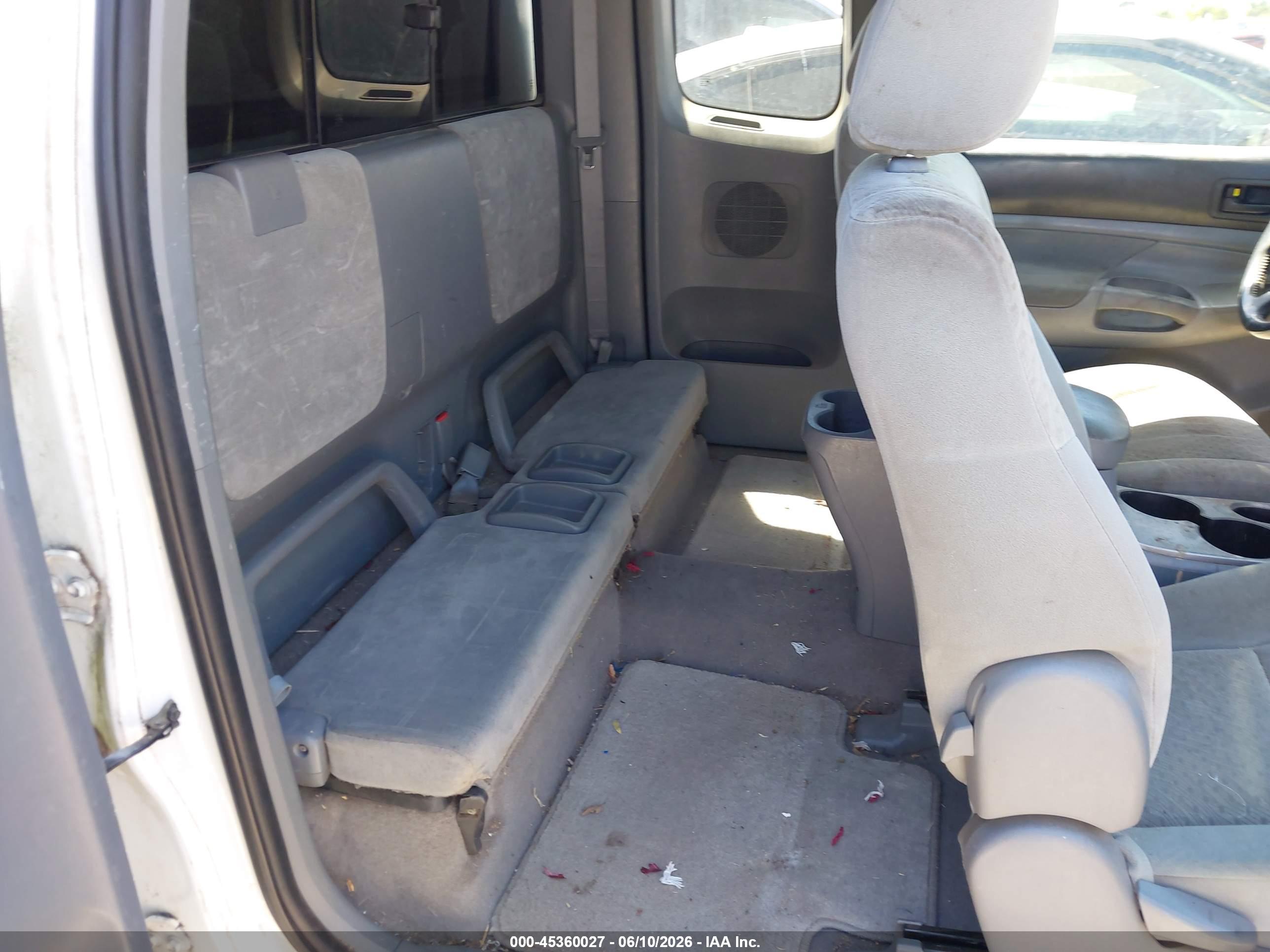 TOYOTA TACOMA image 8