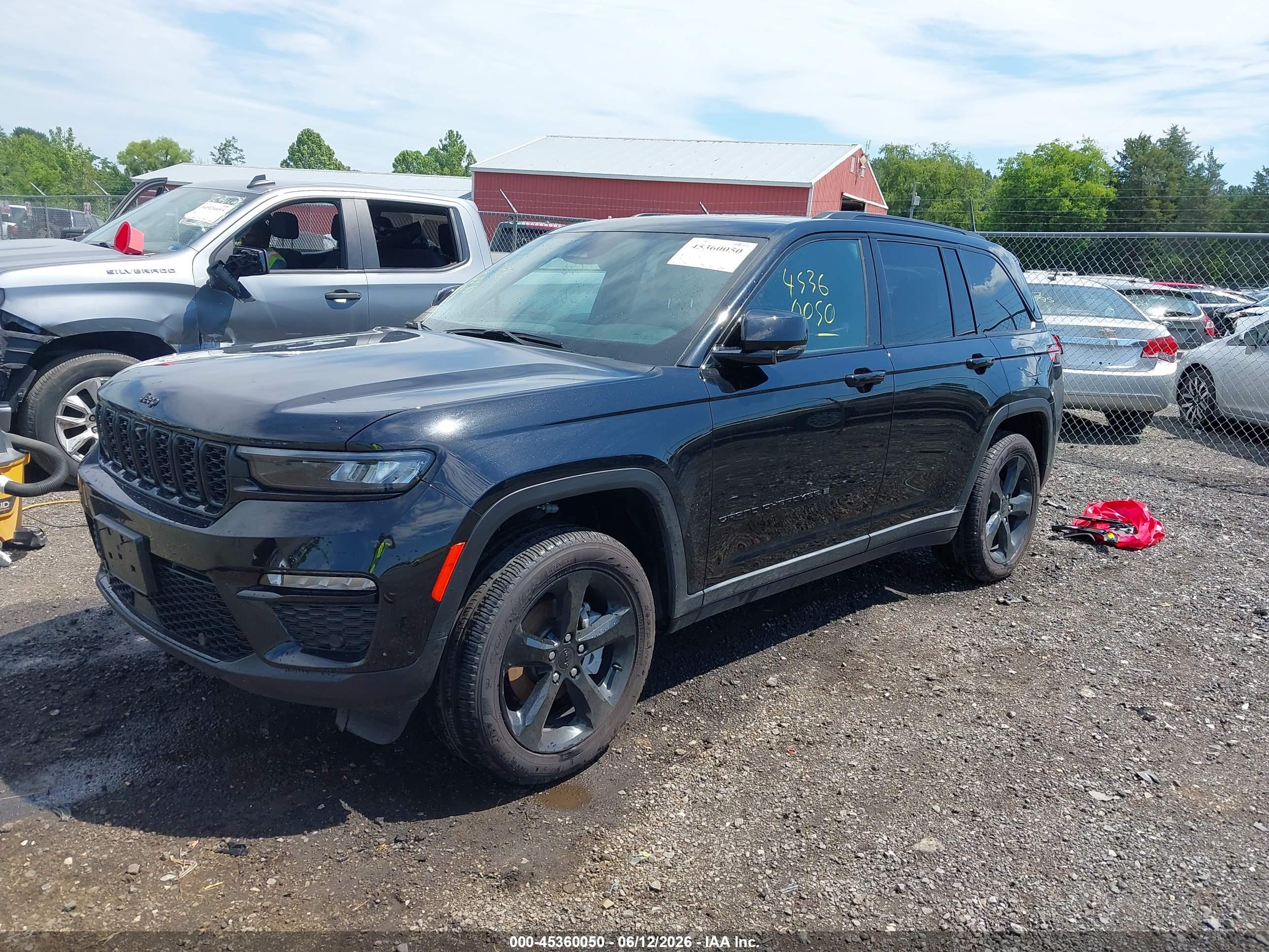 JEEP GRAND image 2