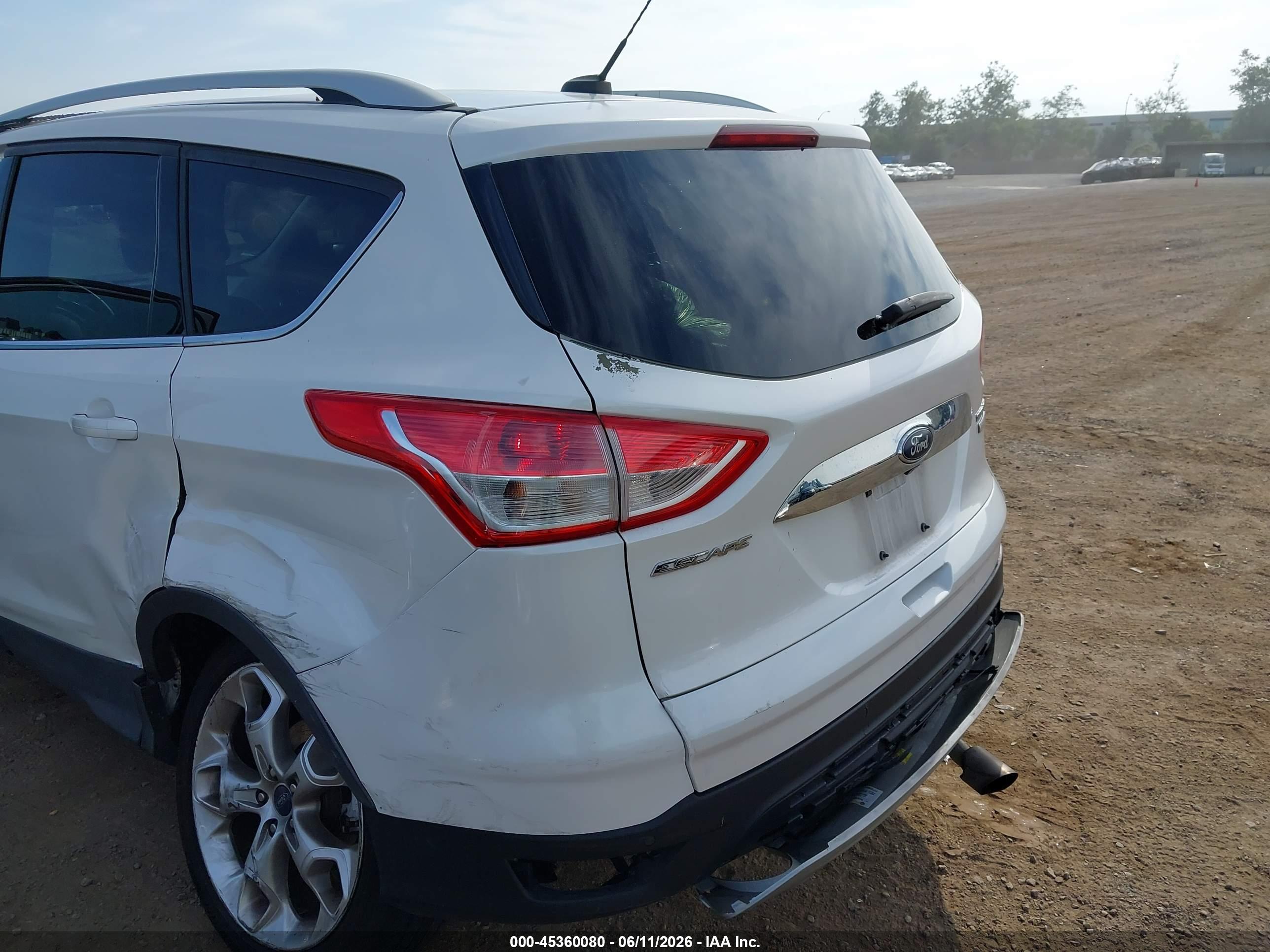 FORD ESCAPE image 6