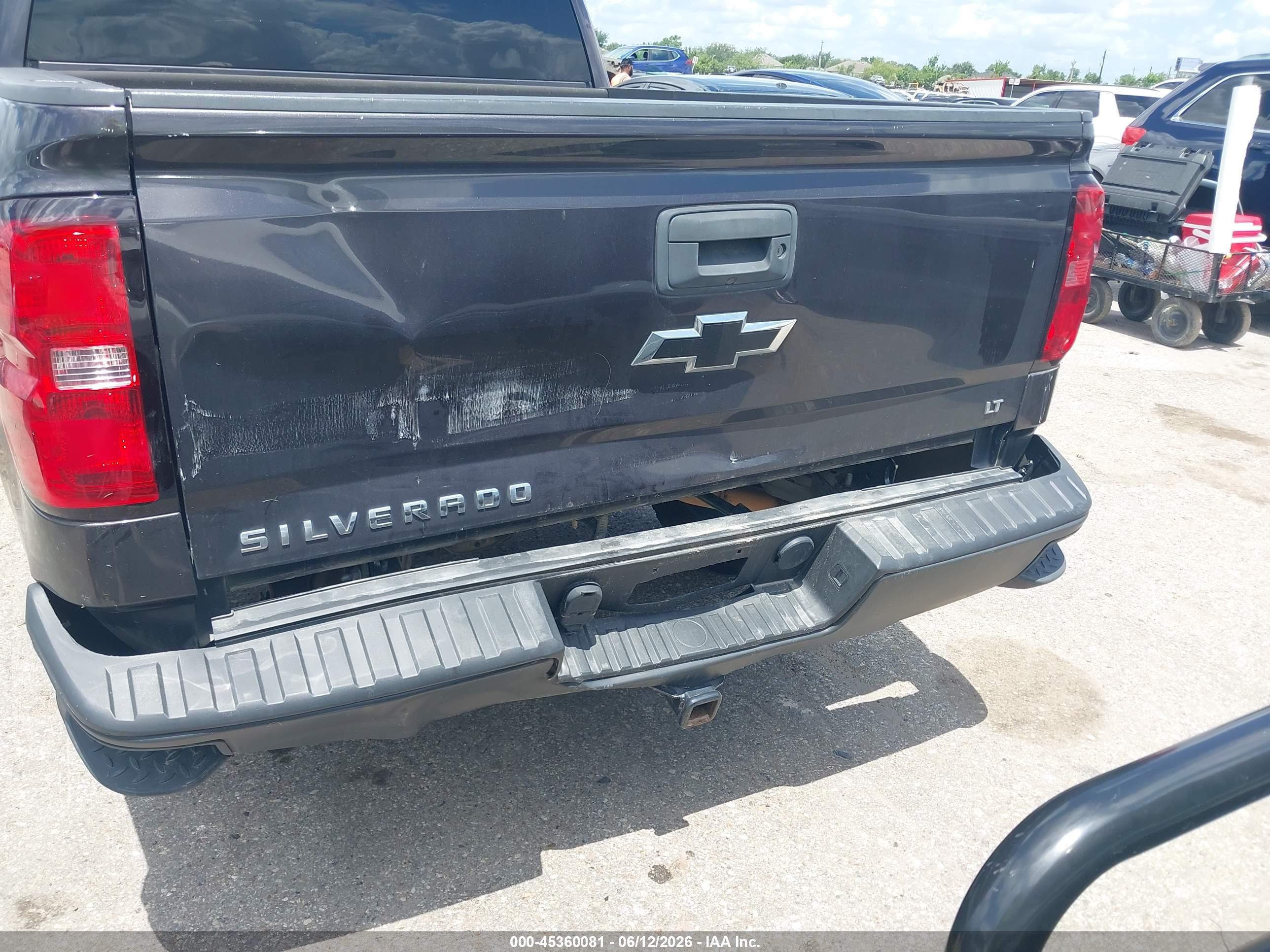 CHEVROLET SILVERADO image 6