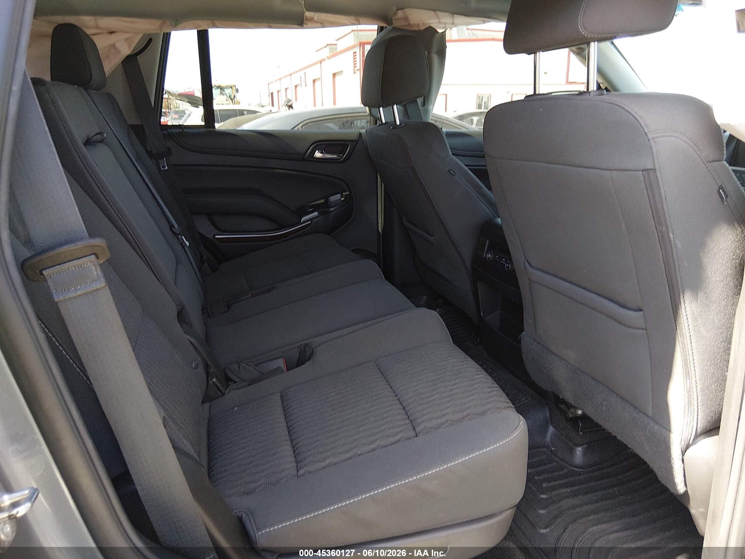 GMC YUKON image 8