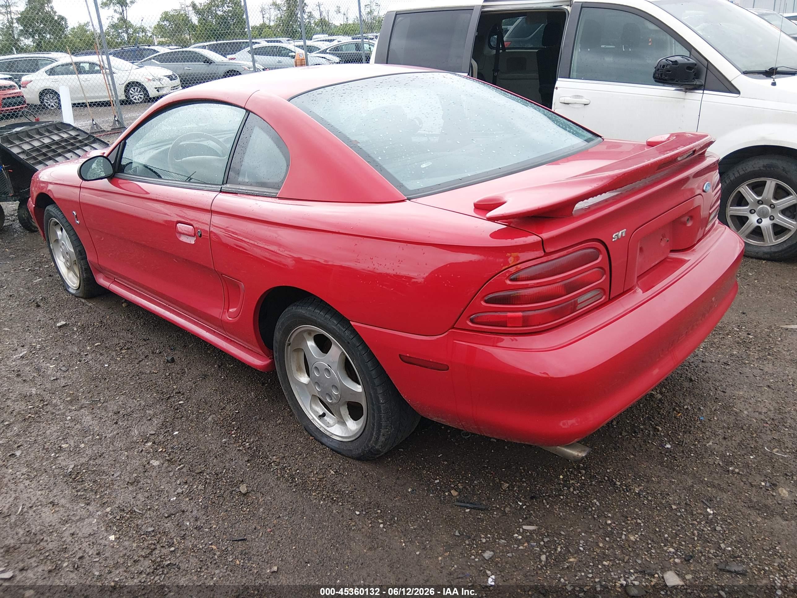 FORD MUSTANG image 3