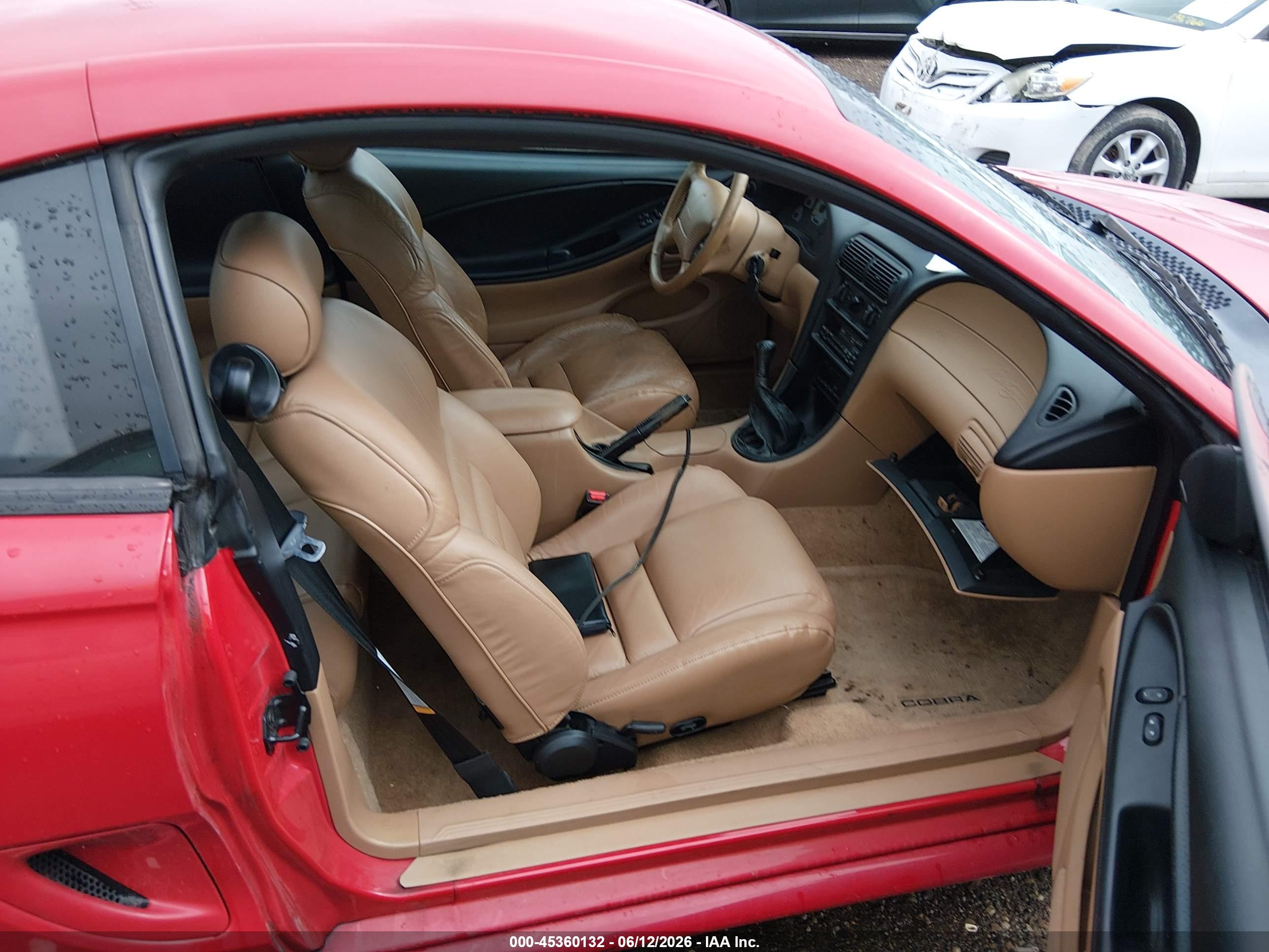FORD MUSTANG image 5