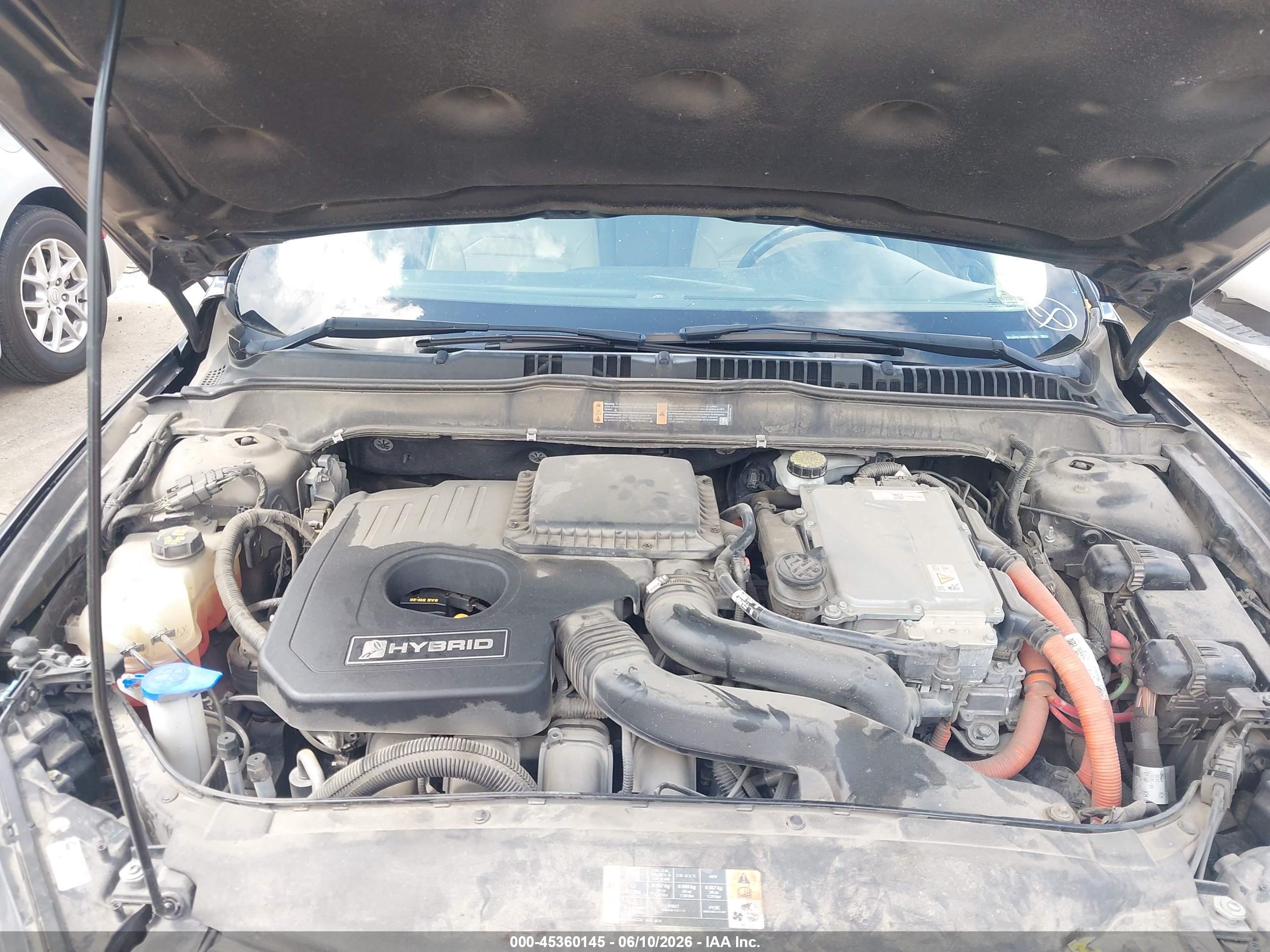 FORD FUSION image 10