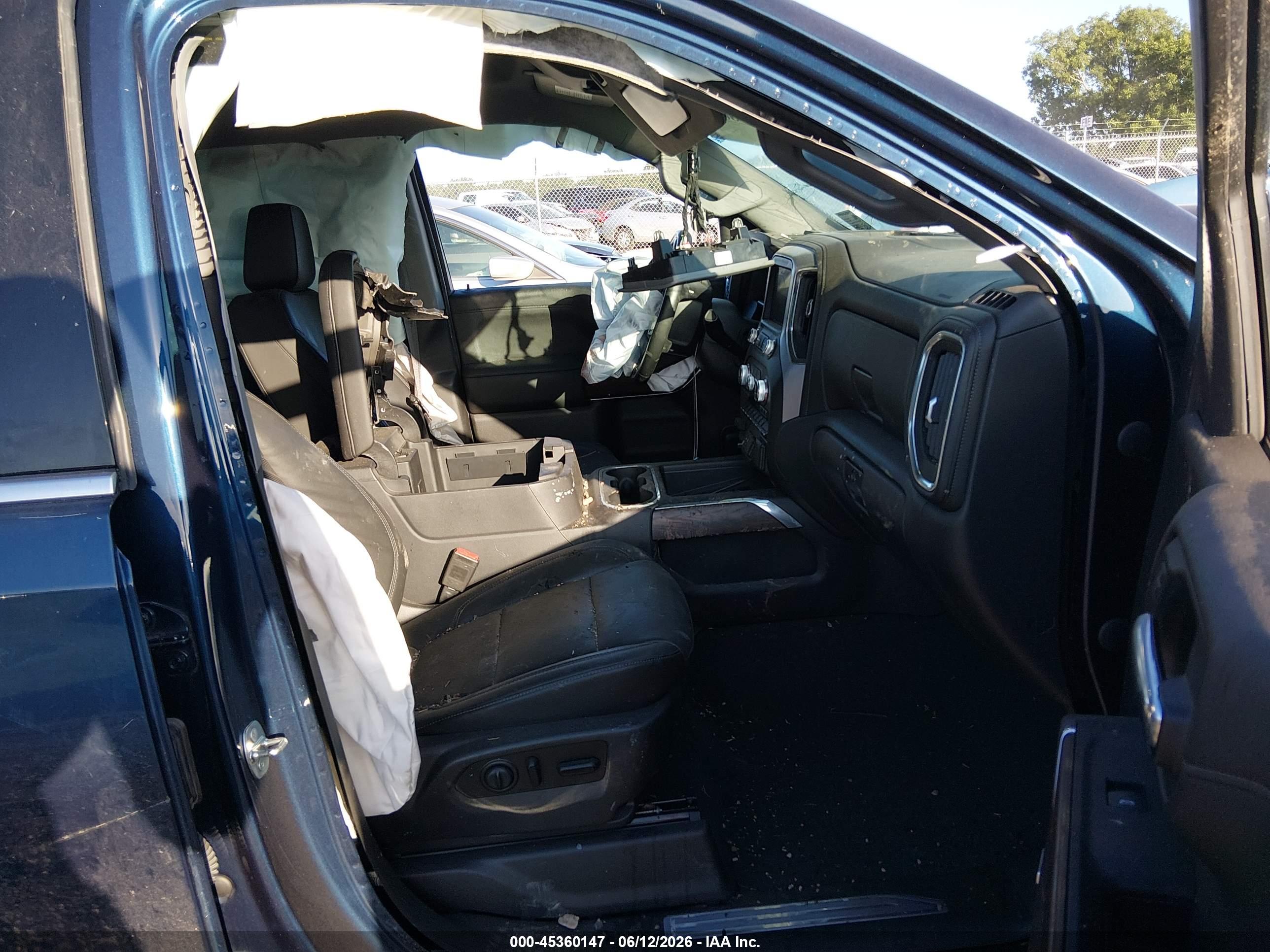 GMC SIERRA image 5