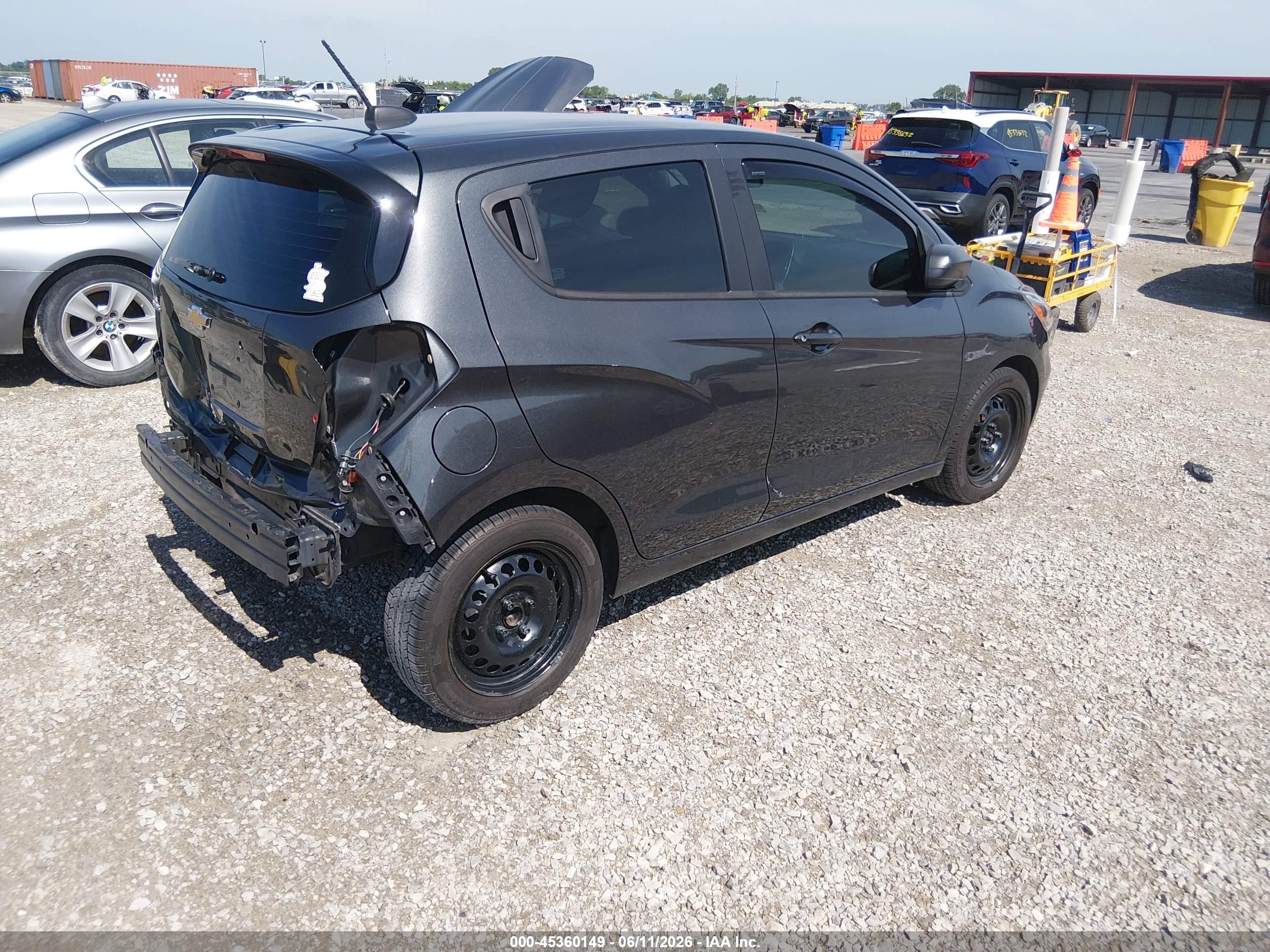 CHEVROLET SPARK image 4