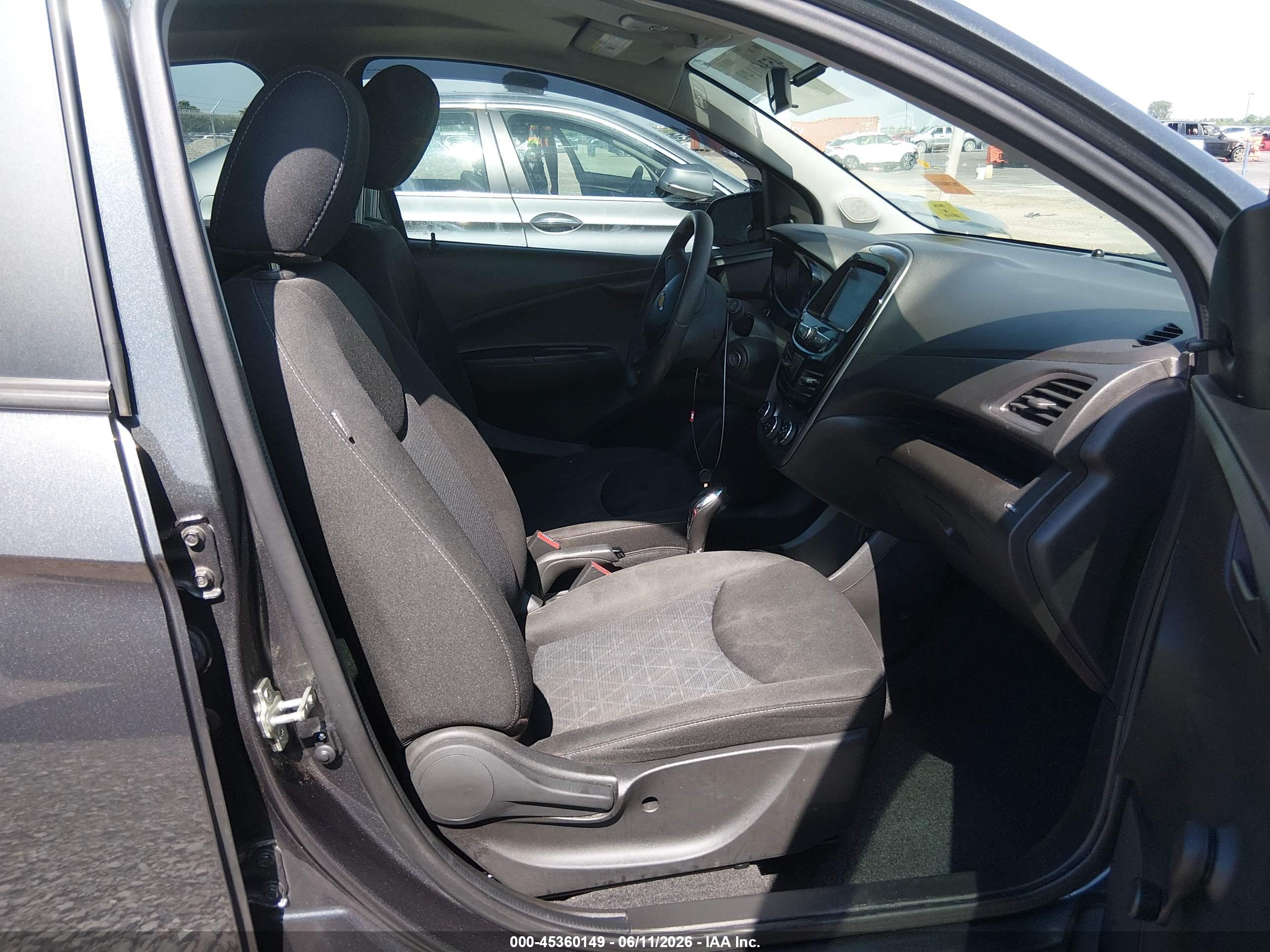 CHEVROLET SPARK image 5