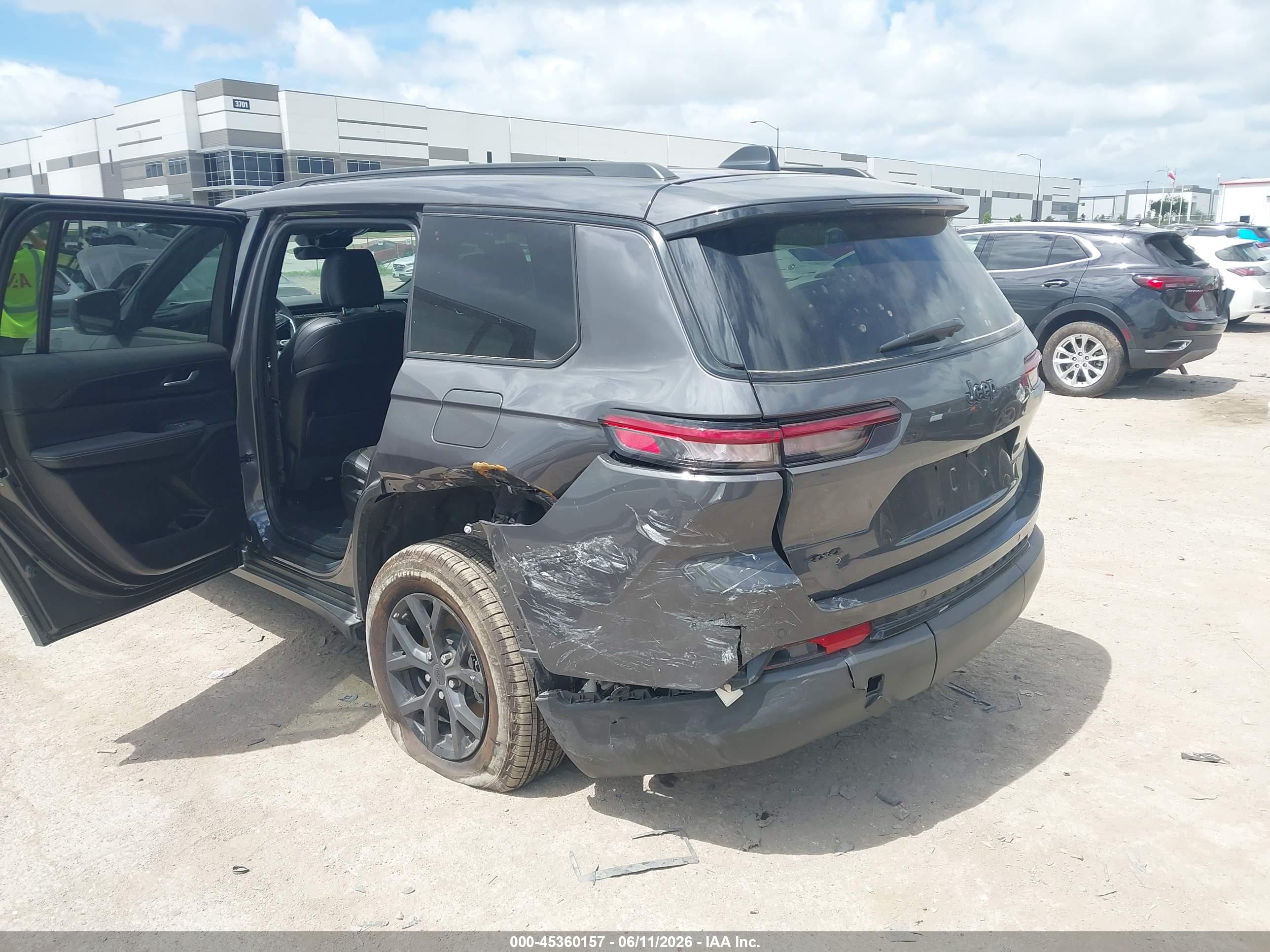 JEEP GRAND image 6