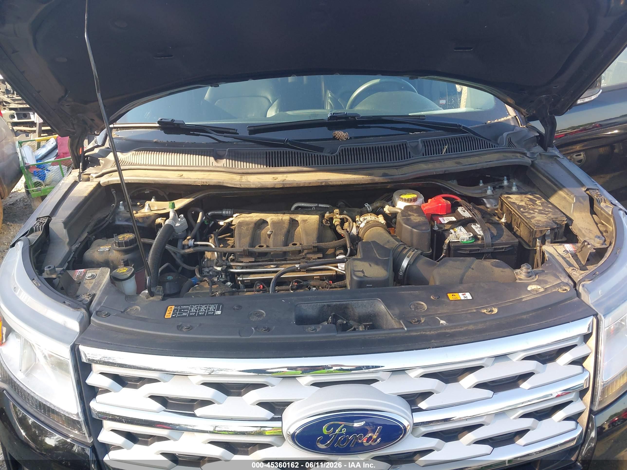 FORD EXPLORER image 10