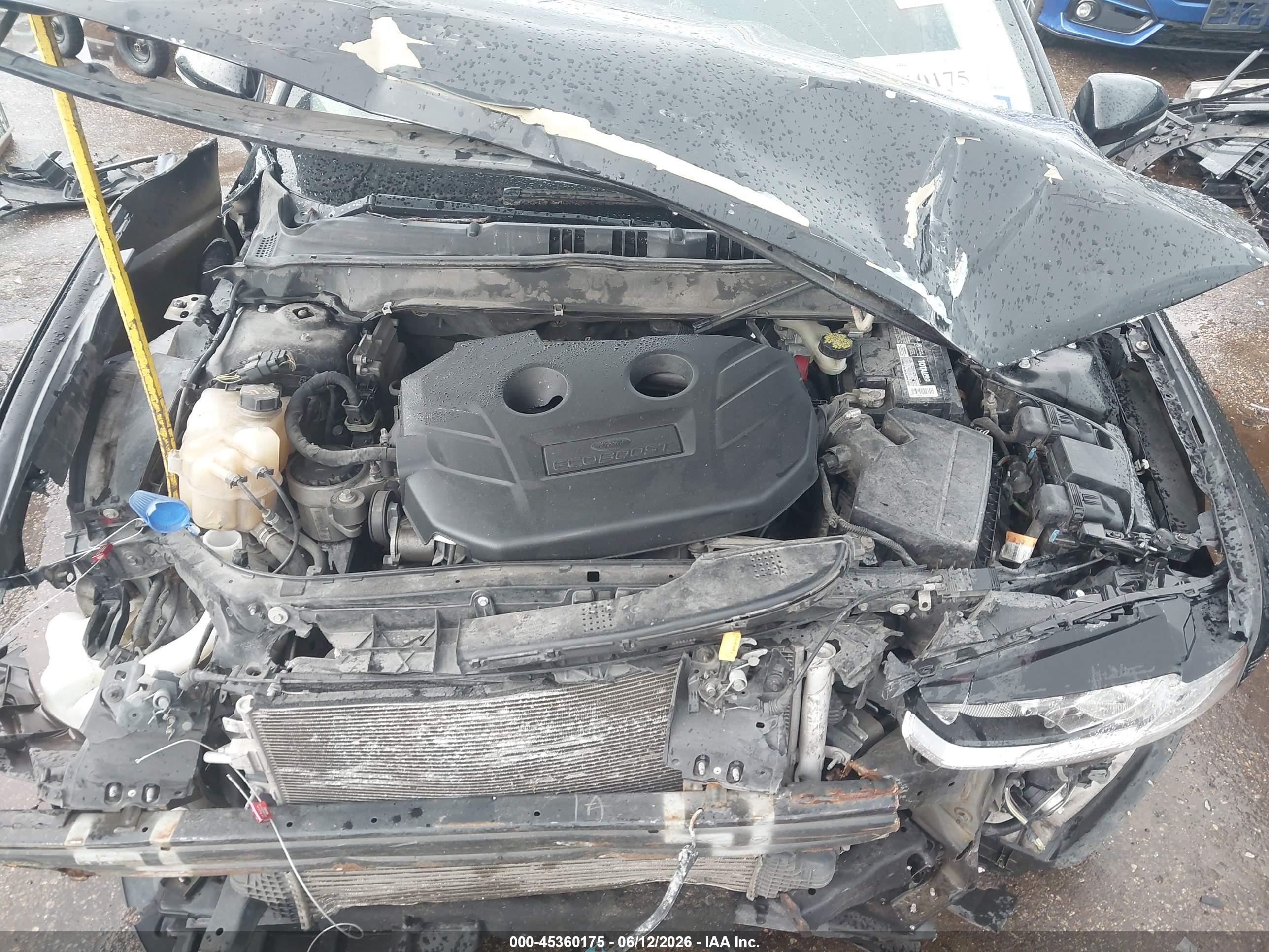 FORD FUSION image 10