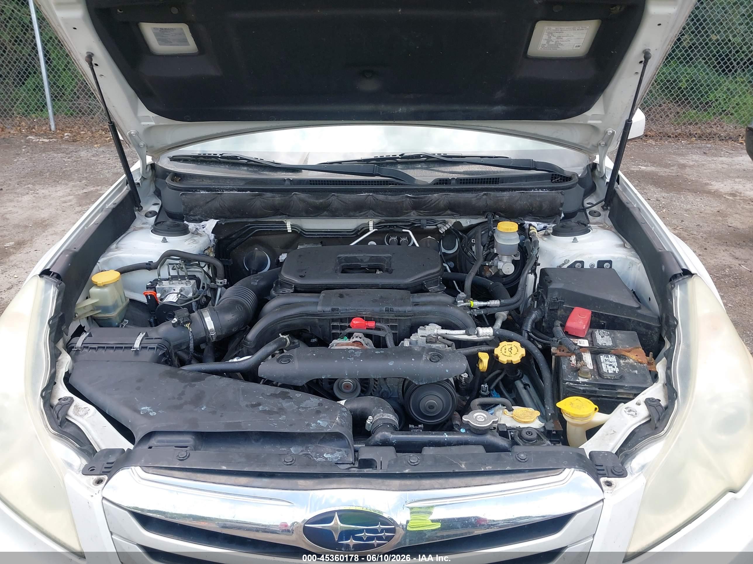 SUBARU OUTBACK image 10