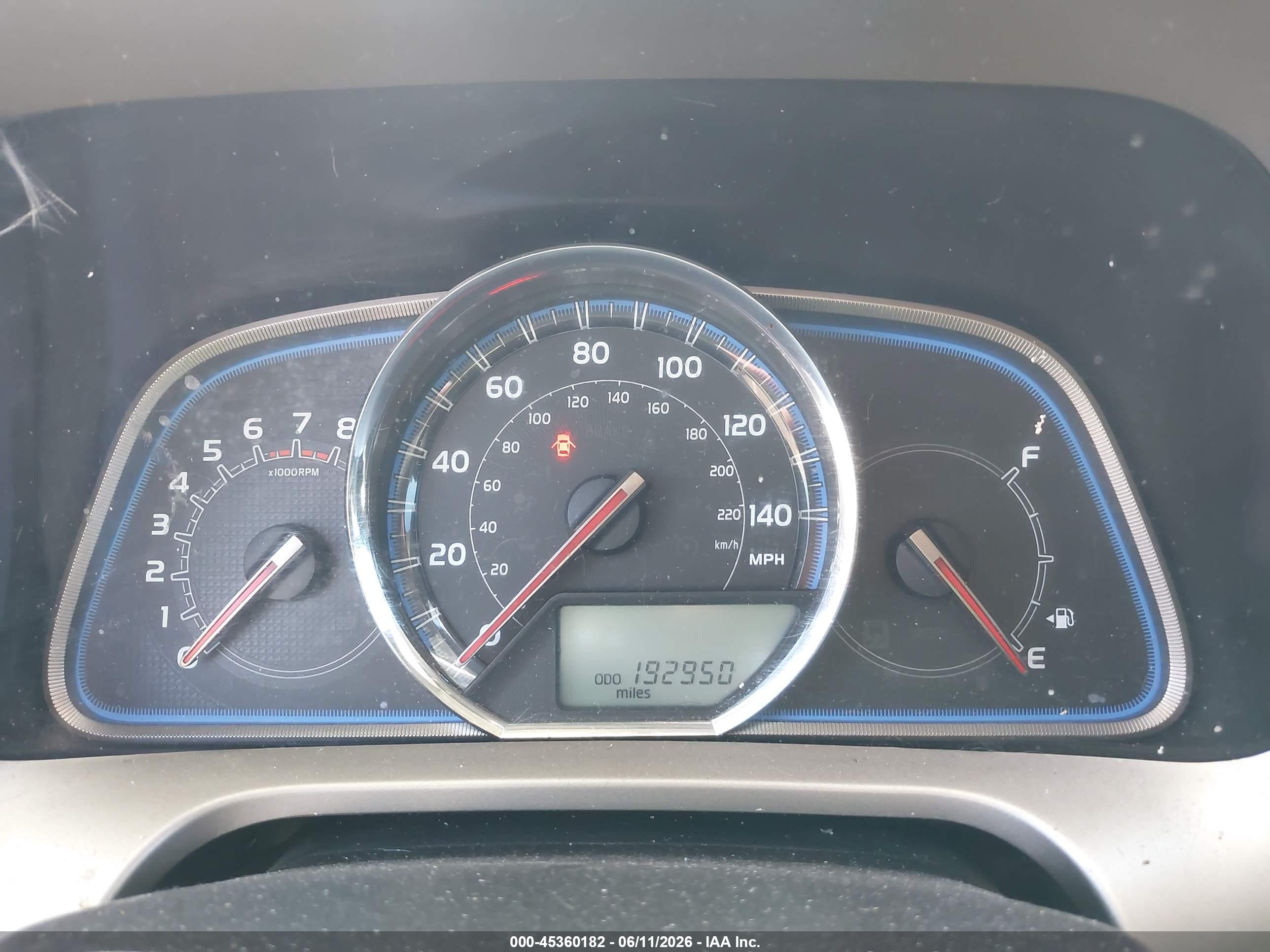TOYOTA RAV4 image 7