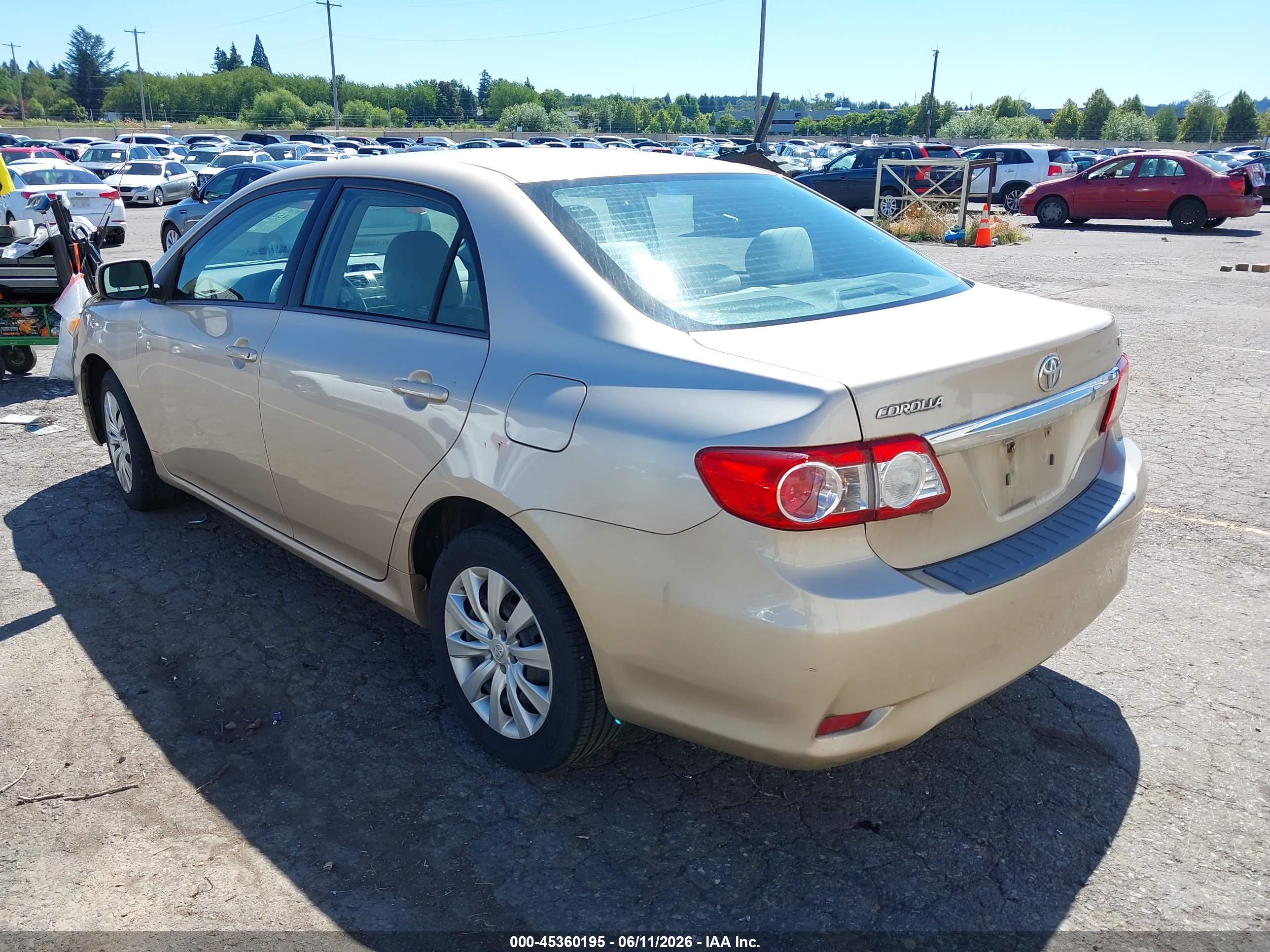 TOYOTA COROLLA image 3