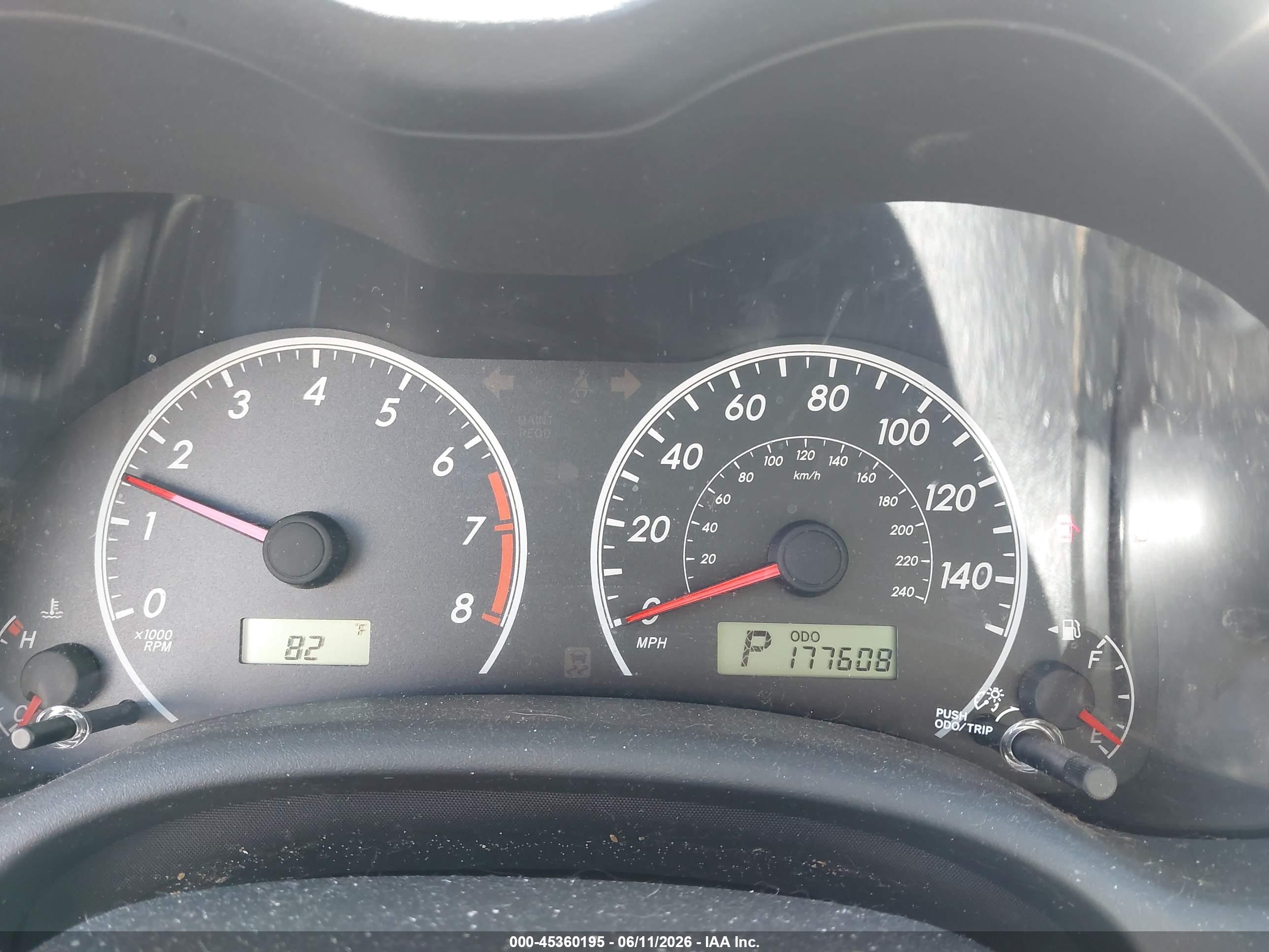 TOYOTA COROLLA image 7