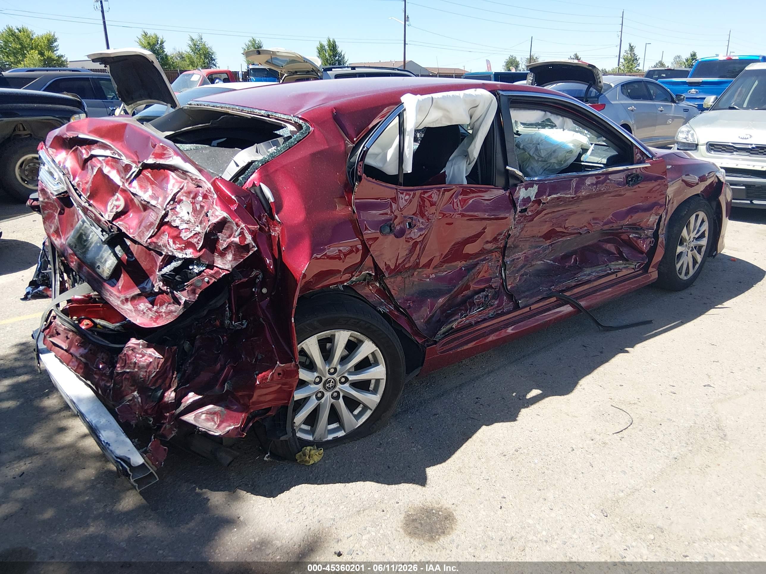 TOYOTA CAMRY image 4