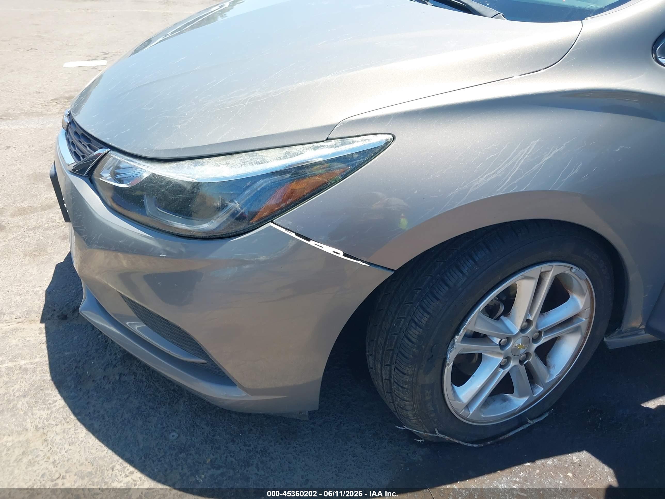 CHEVROLET CRUZE image 6