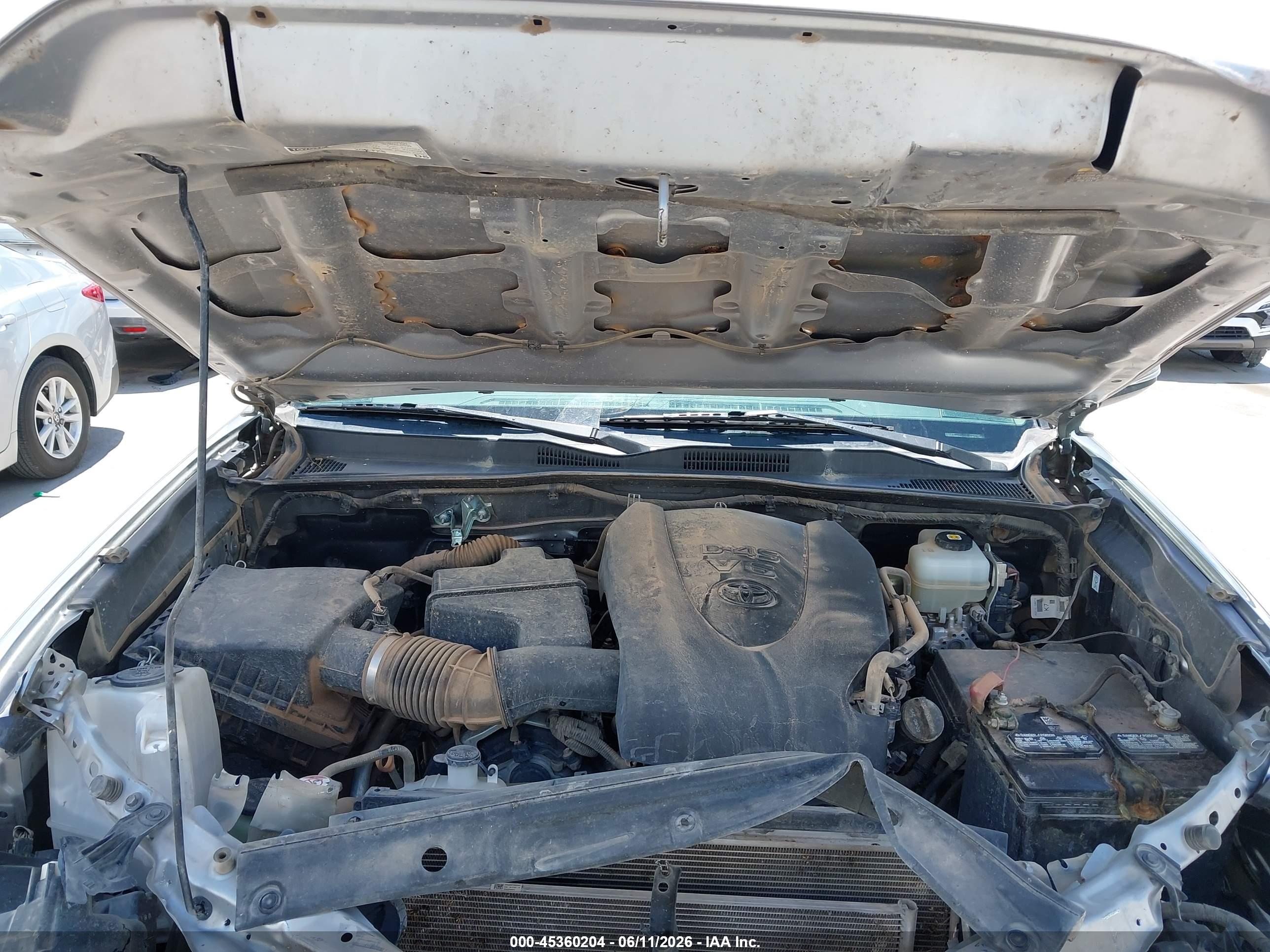 TOYOTA TACOMA image 10