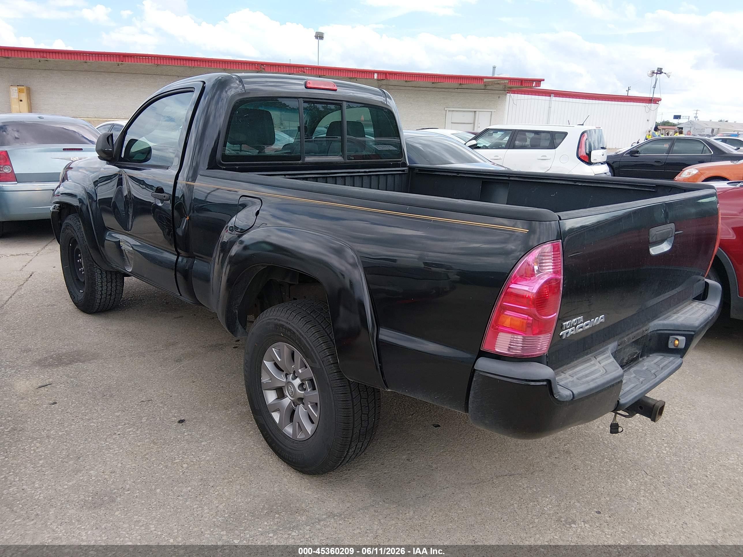 TOYOTA TACOMA image 3