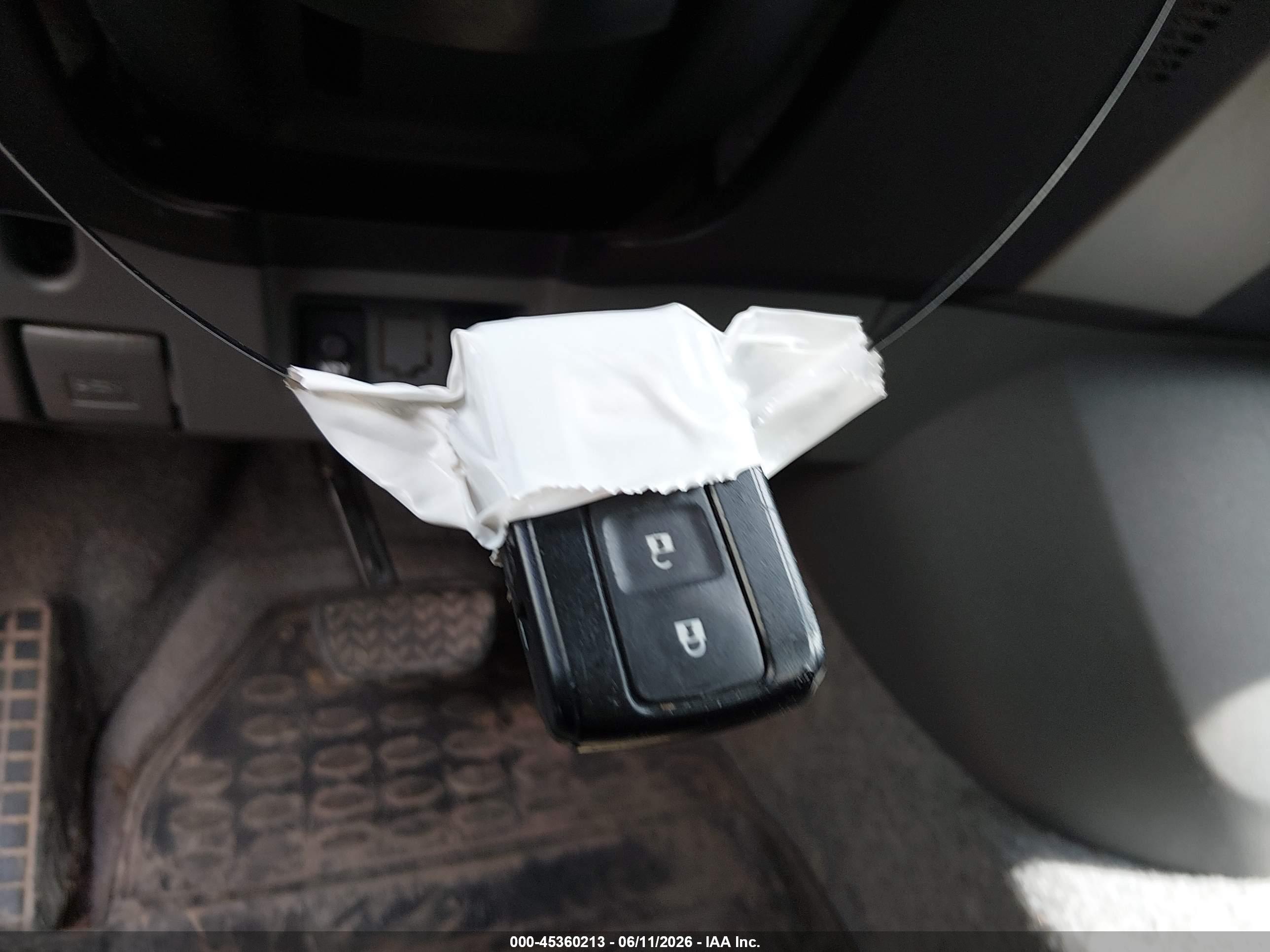 TOYOTA PRIUS image 11