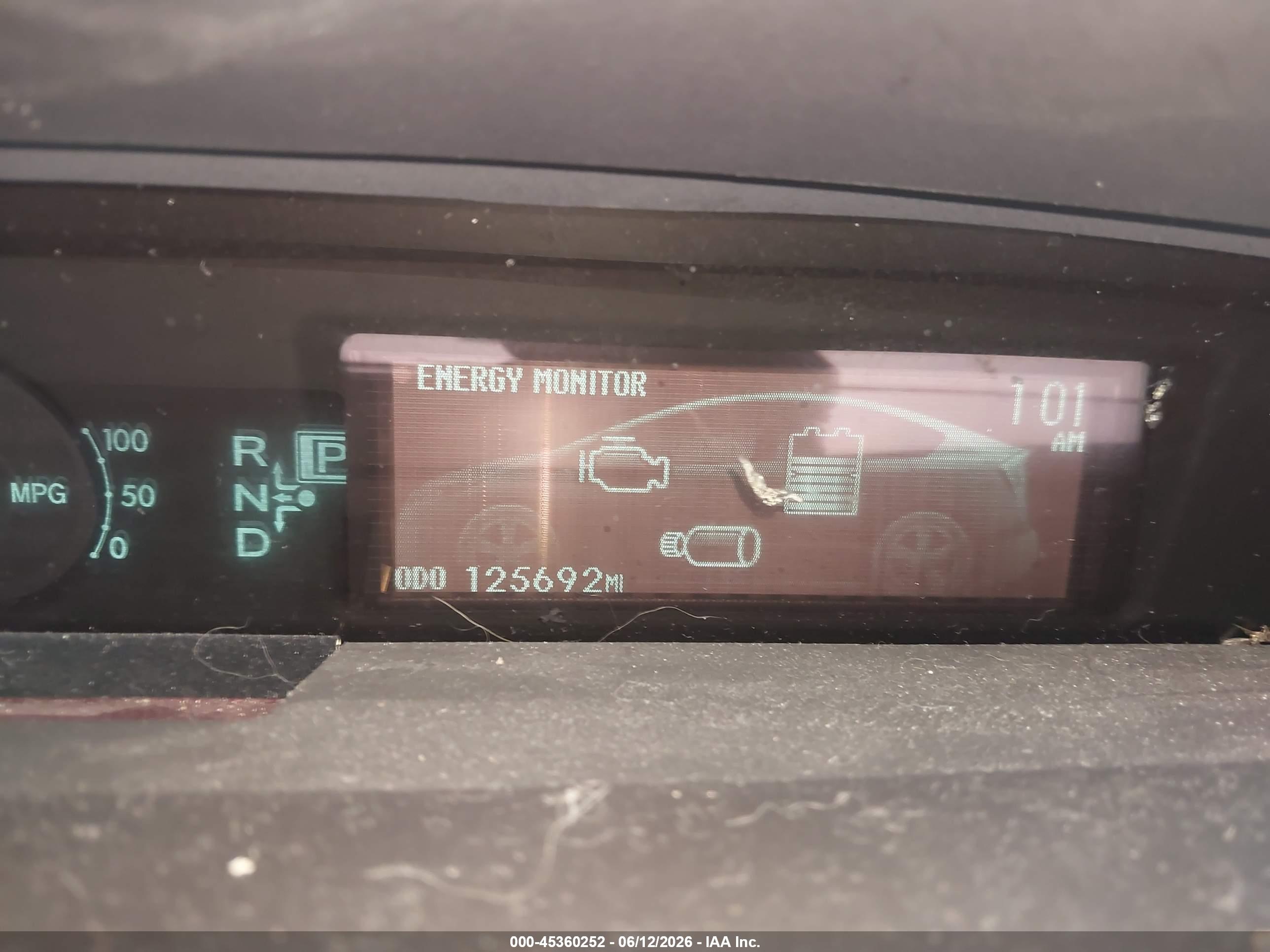 TOYOTA PRIUS image 7