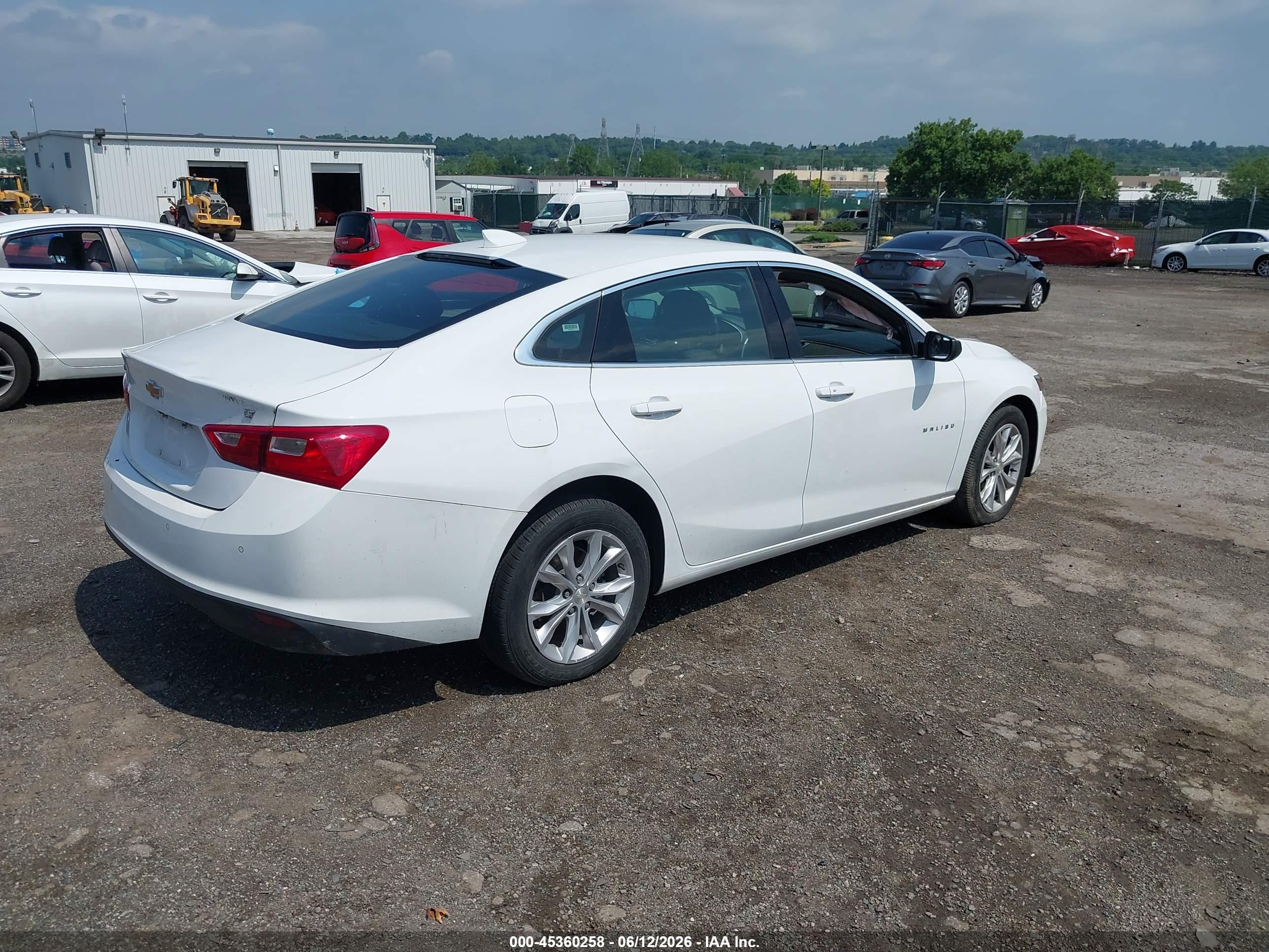CHEVROLET MALIBU image 4