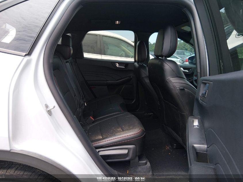 FORD ESCAPE image 8