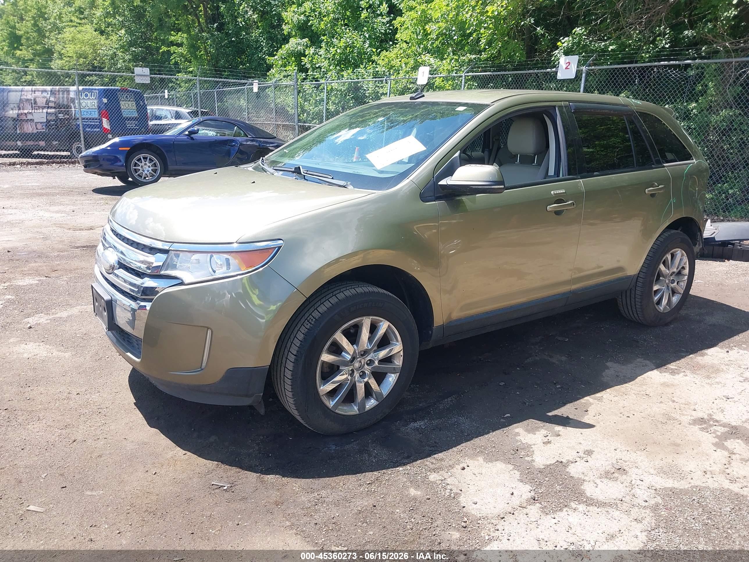 FORD EDGE image 2