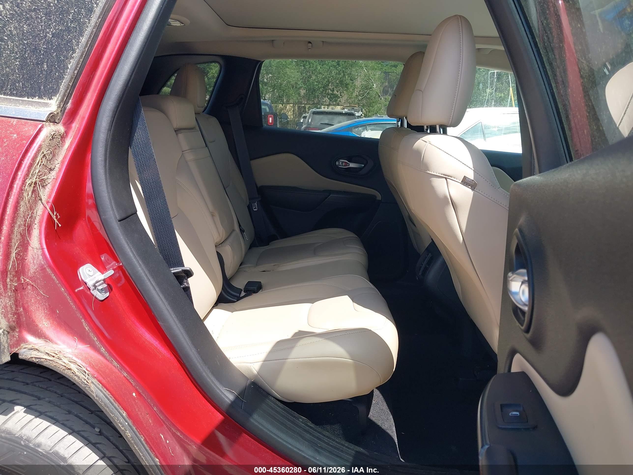JEEP CHEROKEE image 8