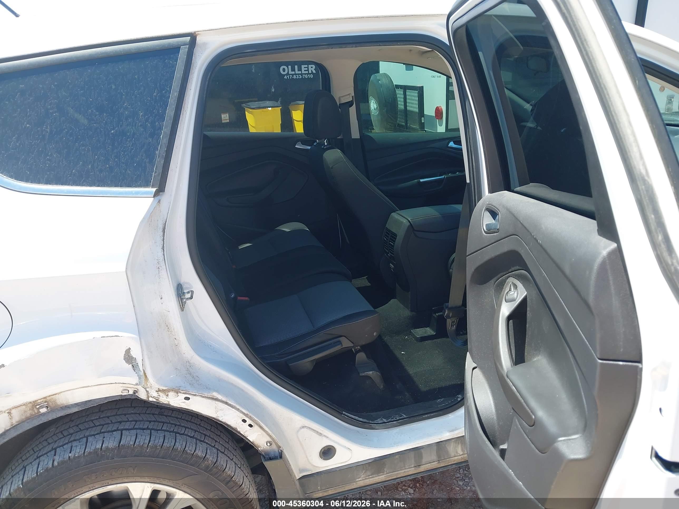FORD ESCAPE image 8