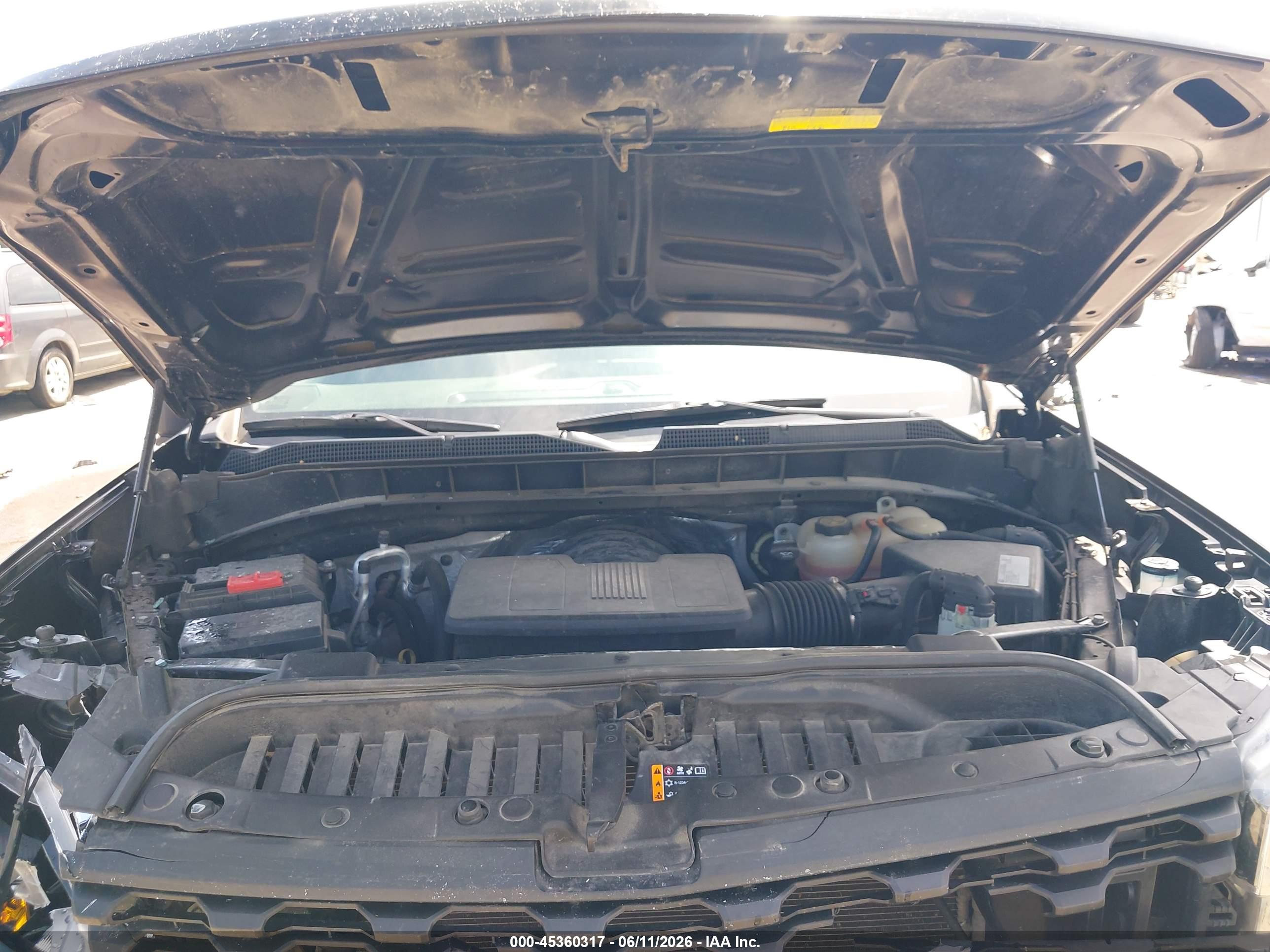 CHEVROLET SILVERADO image 10